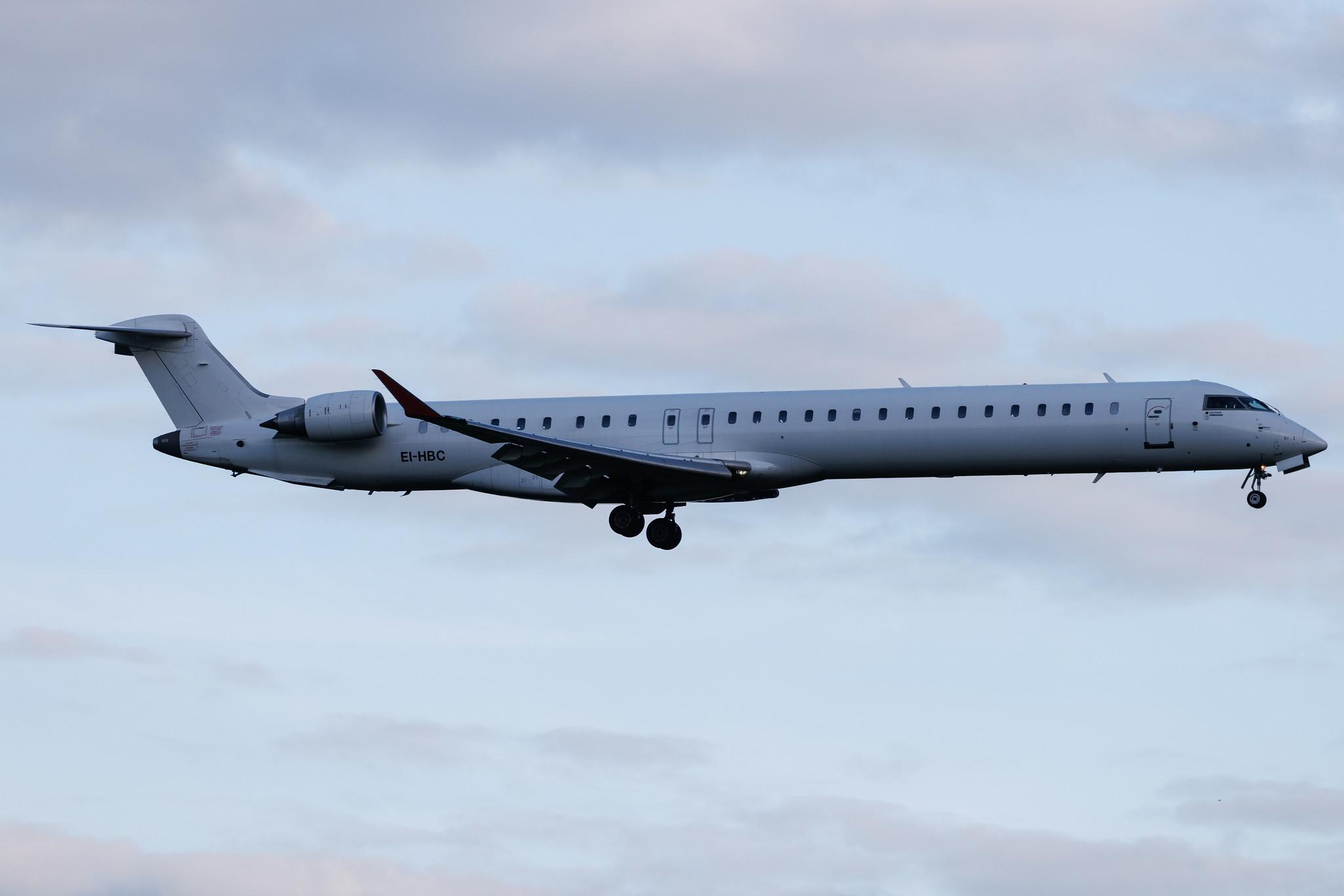 Brussels Airport: Hibernian Airlines (HG / HBN) | Mitsubishi CRJ-1000 CRJX | EI-HBC | MSN 19052