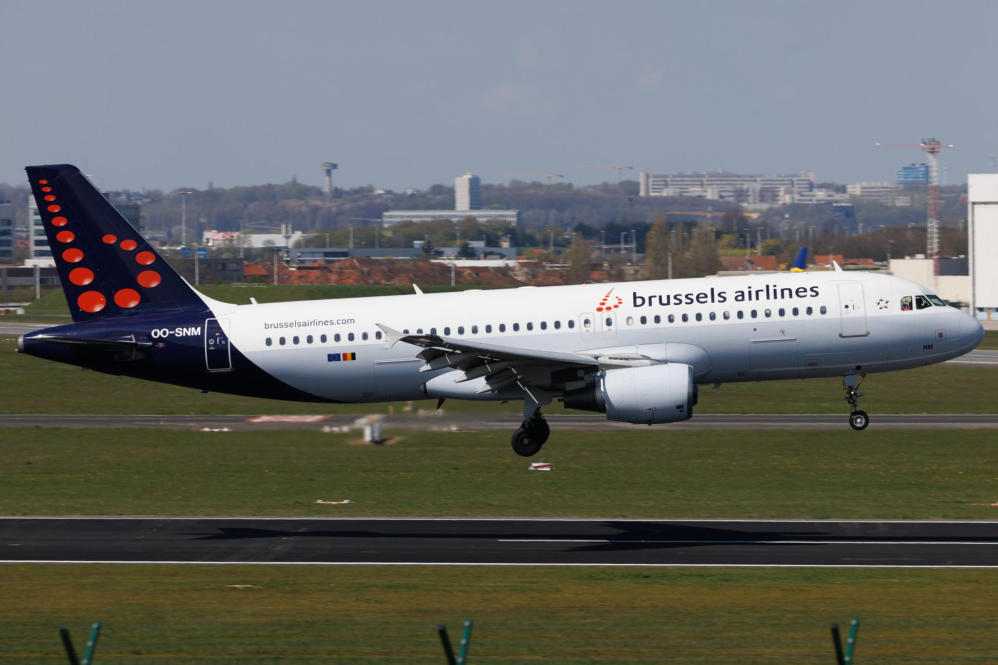 Brussels Airport: Brussels Airlines (SN / BEL) | Airbus A320-214 A320 | OO-SNM | MSN 2003