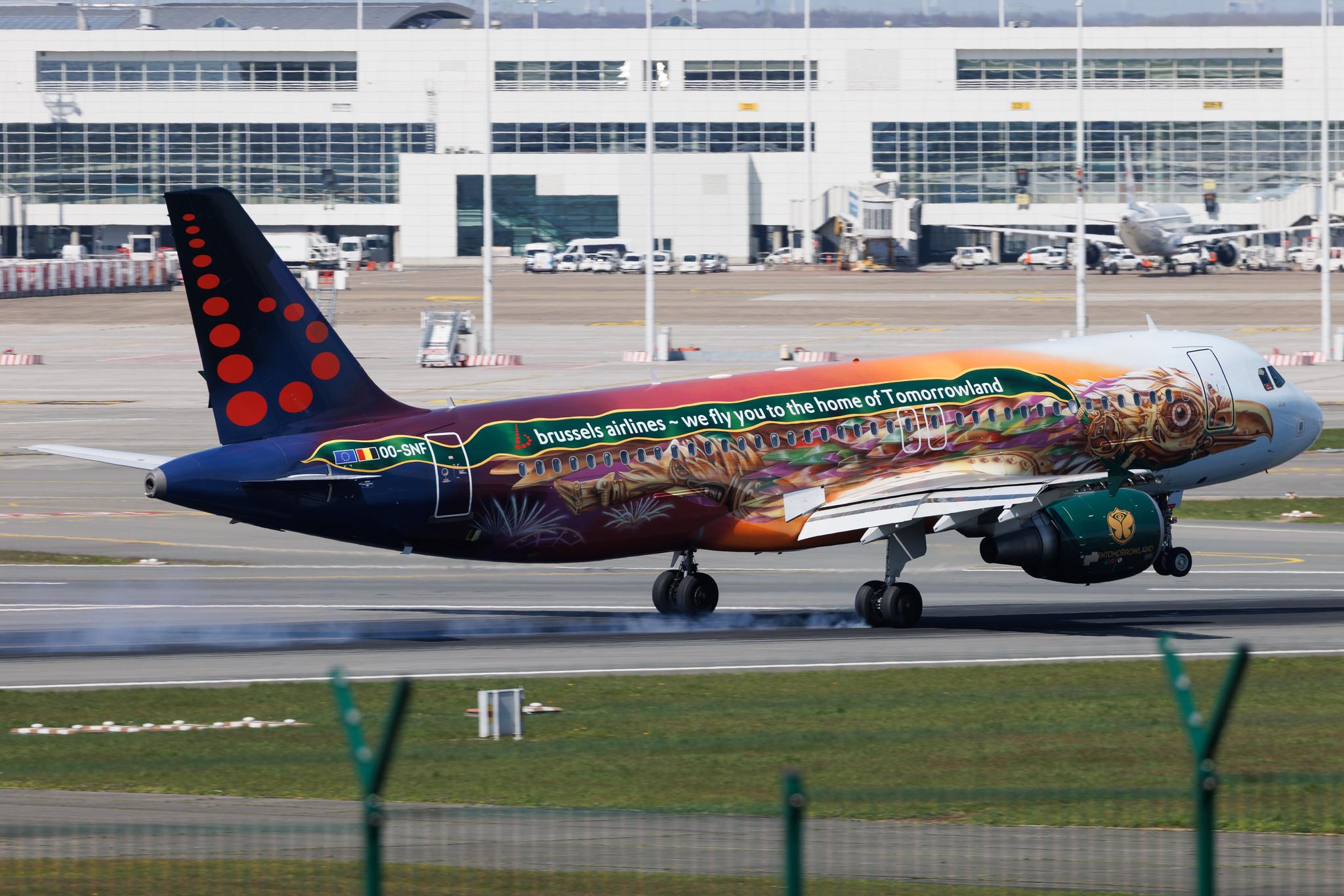 Brussels Airport: Brussels Airlines (SN / BEL) | Livery: Tomorrowland Livery | Airbus A320-214 A320 | OO-SNF | MSN 2810