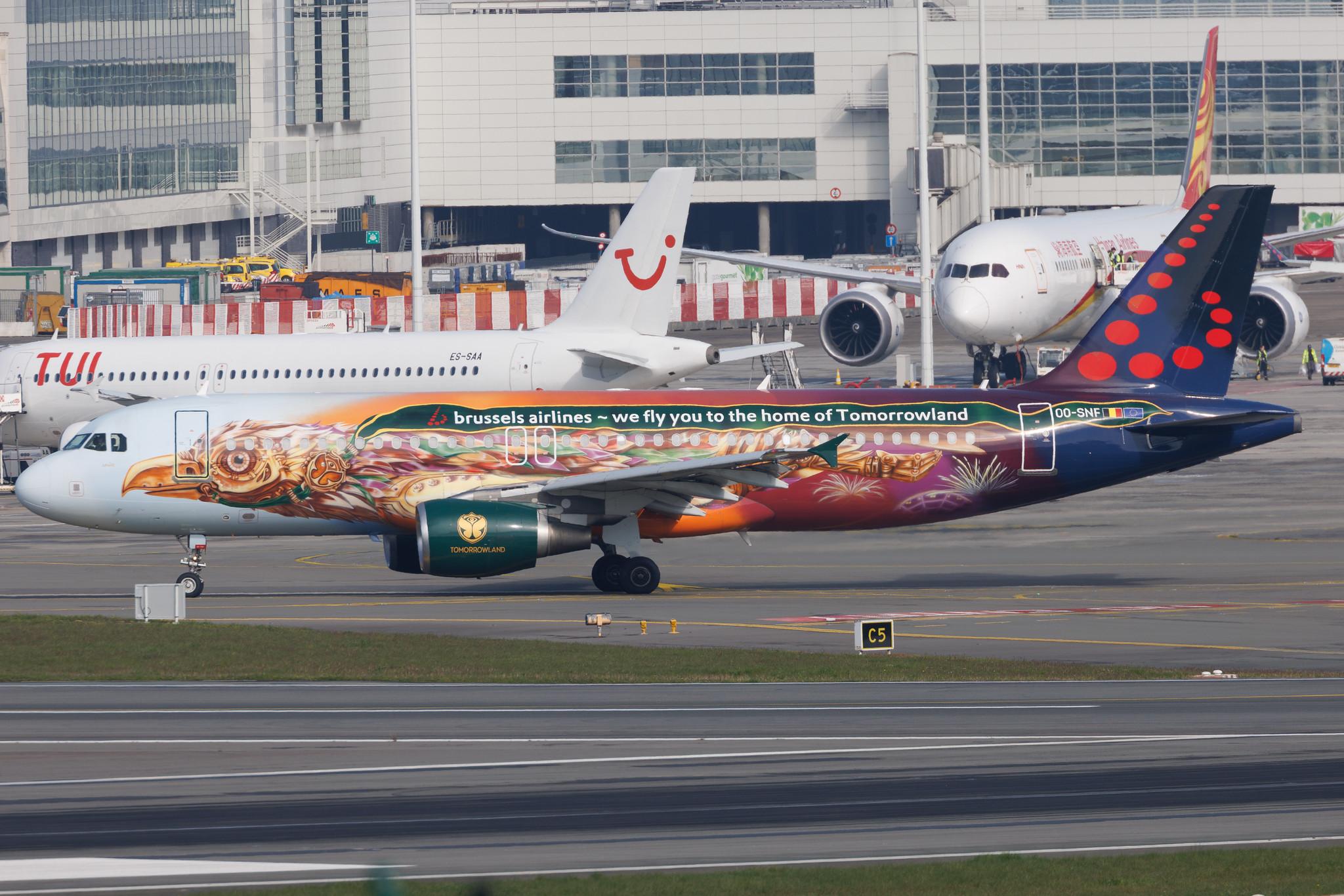 Brussels Airport: Brussels Airlines (SN / BEL) | Livery: Tomorrowland Livery | Airbus A320-214 A320 | OO-SNF | MSN 2810