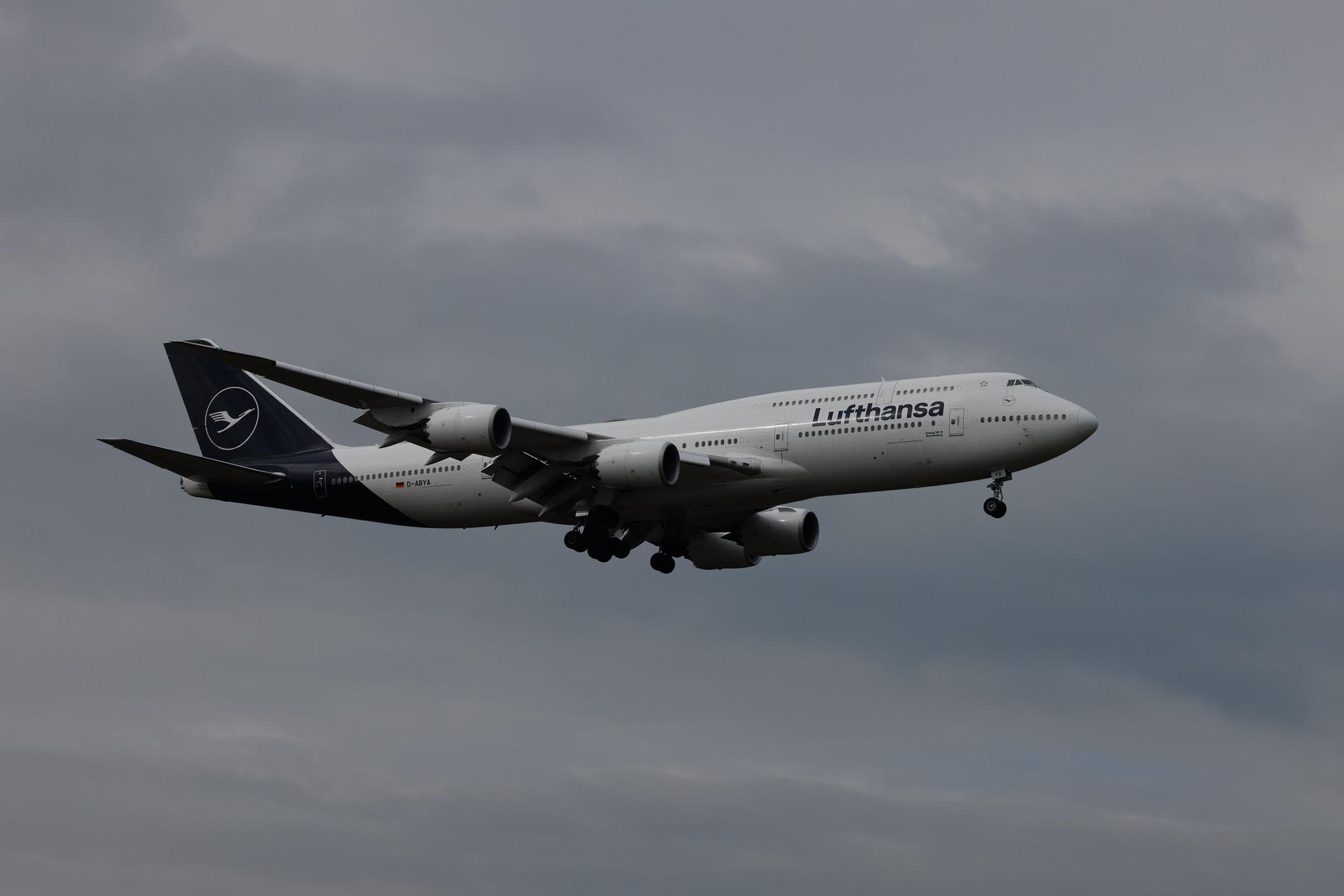 Frankfurt Airport: Lufthansa (LH / DLH) | Boeing 747-830 B748 | D-ABYA | MSN 37827