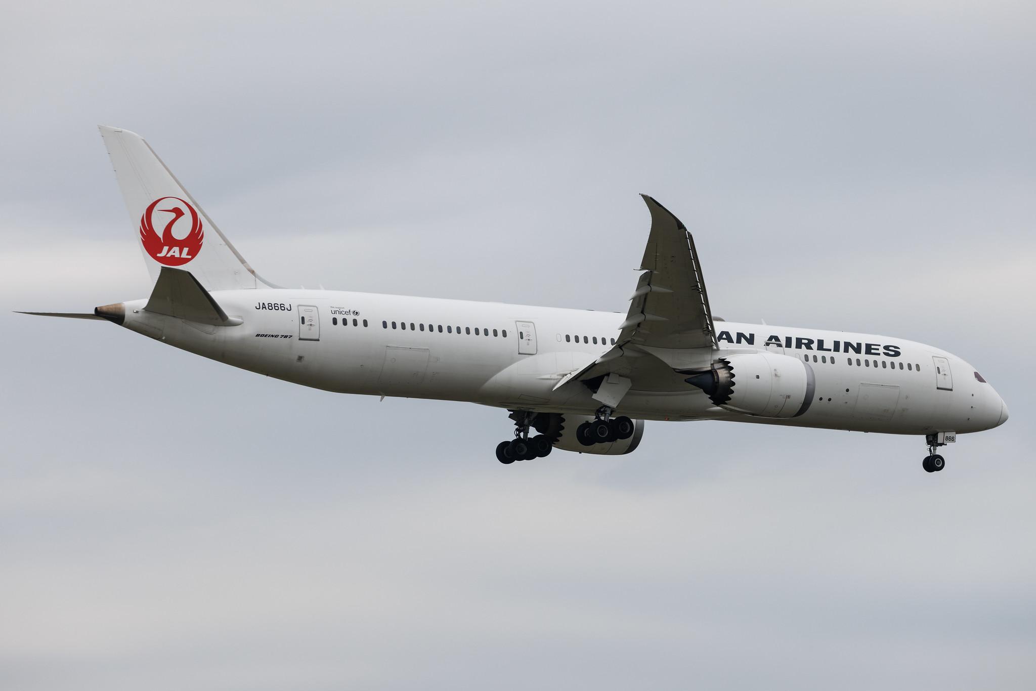Frankfurt Airport: Japan Airlines (JL / JAL) | Boeing 787-9 Dreamliner B789 | JA866J | MSN 35423