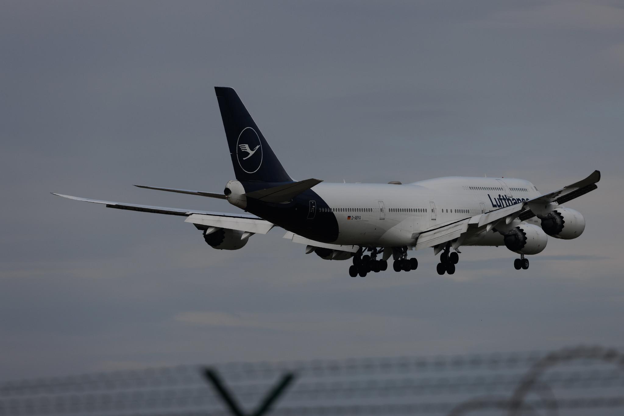 Frankfurt Airport: Lufthansa (LH / DLH) | Boeing 747-830 B748 | D-ABYA | MSN 37827