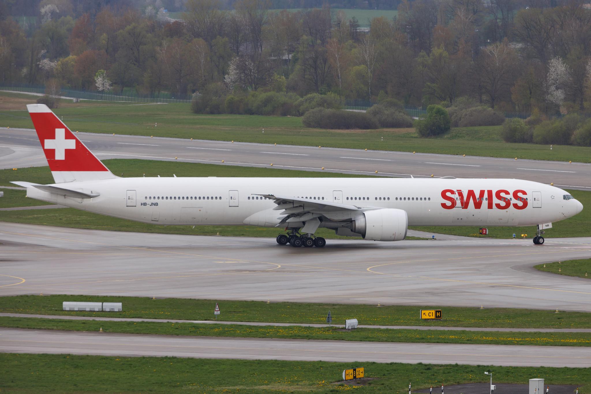 Flughafen Zürich: Swiss (LX / SWR) | Boeing 777-3DE(ER) B77W | HB-JNB | MSN 44583