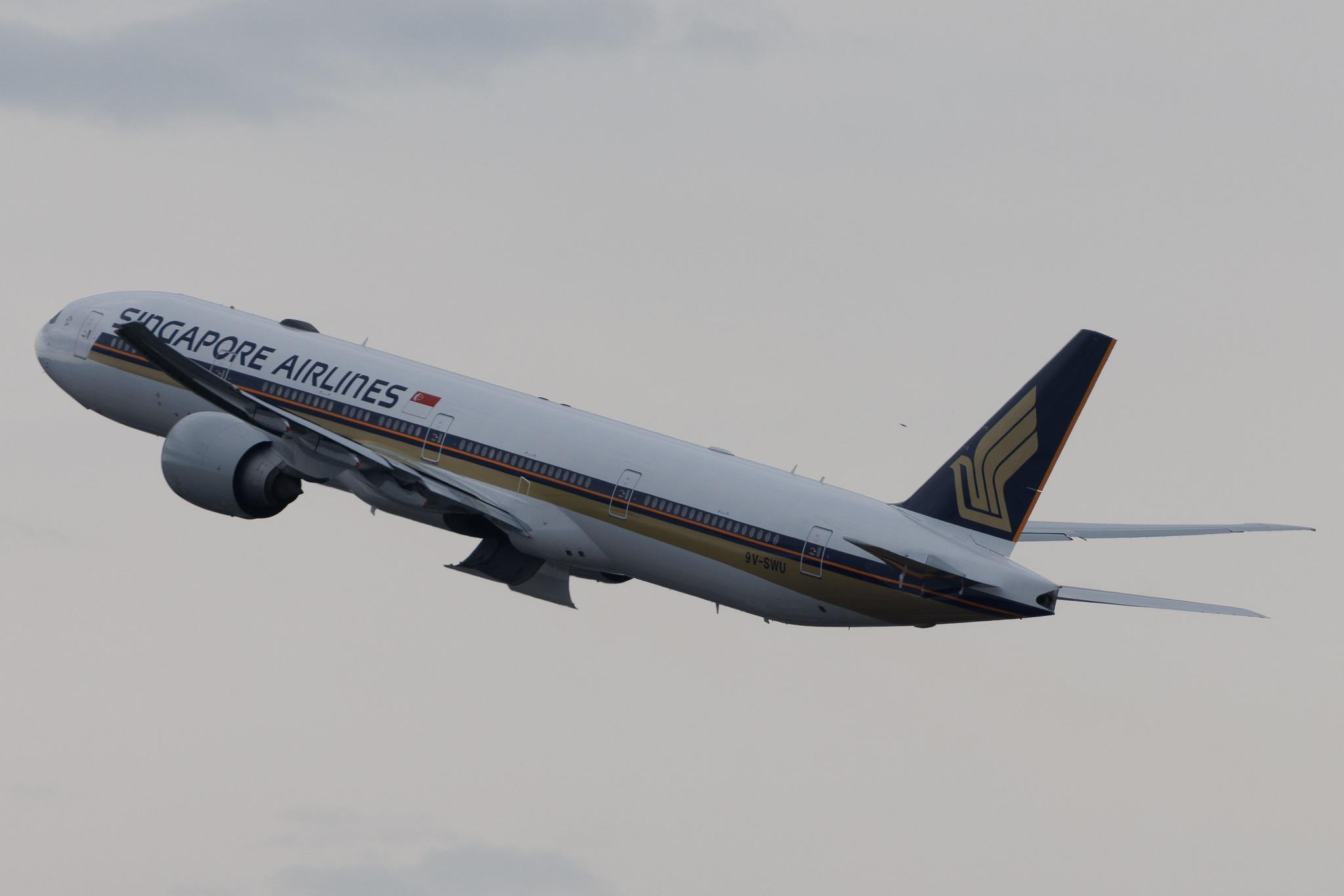 Flughafen Zürich: Singapore Airlines (SQ / SIA) | Boeing 777-312(ER) B77W | 9V-SWU | MSN 42235