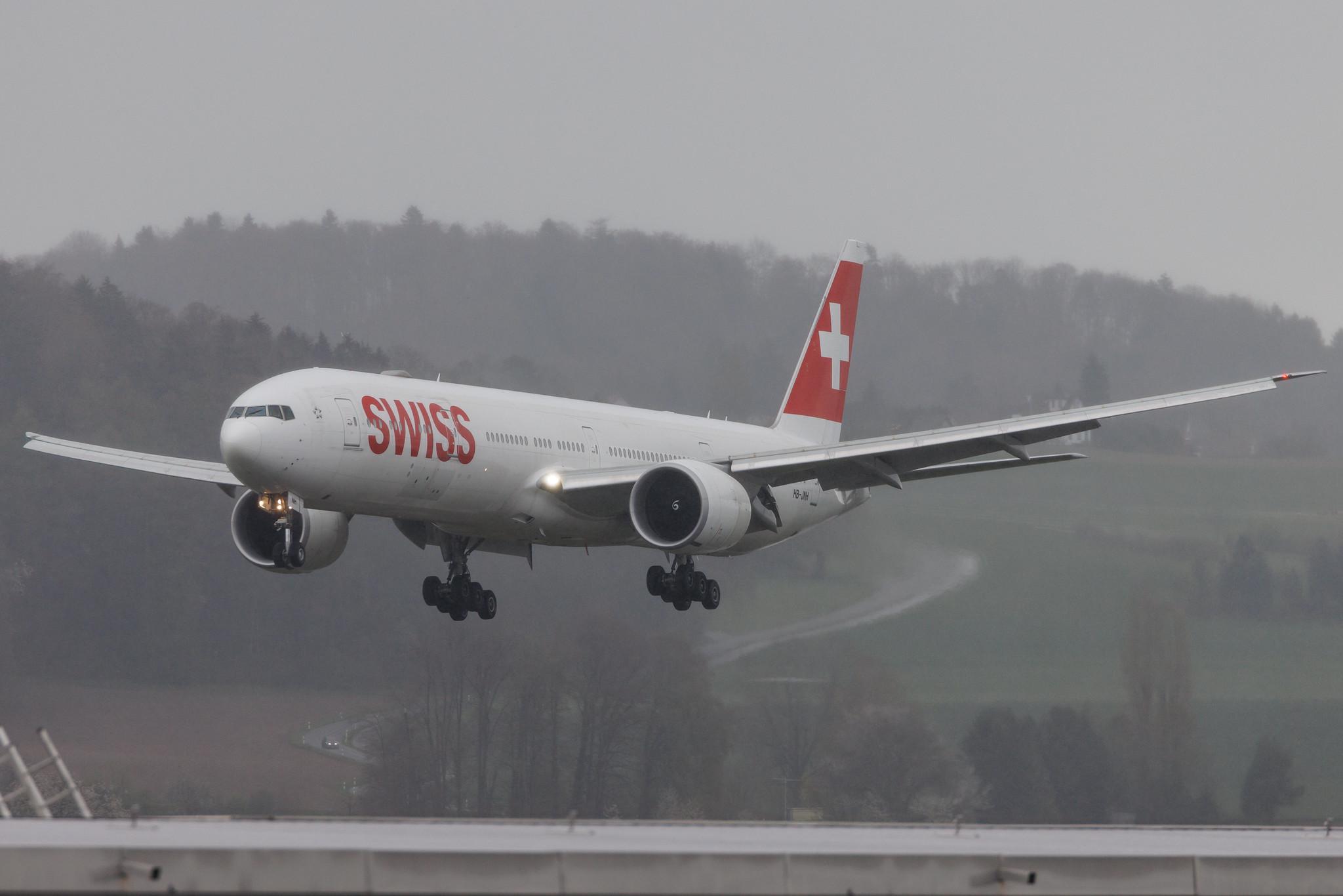 Flughafen Zürich: Swiss (LX / SWR) | Boeing 777-3DE(ER) B77W | HB-JNH | MSN 62753