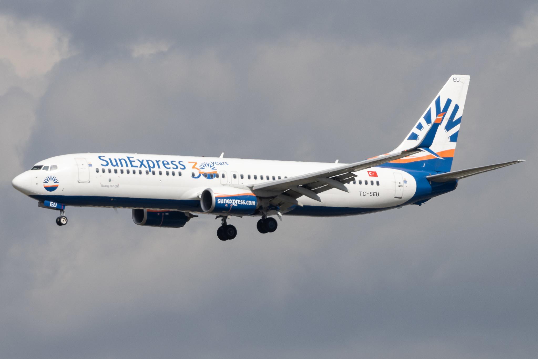 Frankfurt Airport: SunExpress (XQ / SXS) | Boeing 737-8HC B738 | TC-SEU | MSN 61181
