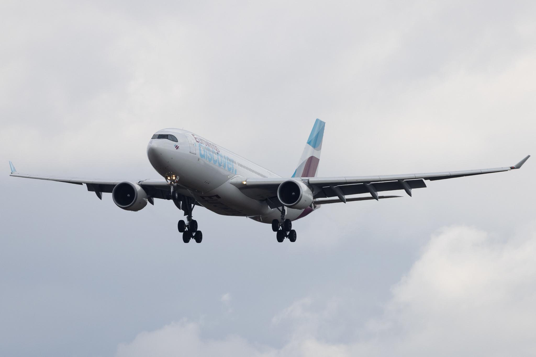 Frankfurt Airport: Eurowings Discover (4Y / OCN) | Airbus A330-203 A332 | D-AXGE | MSN 0612