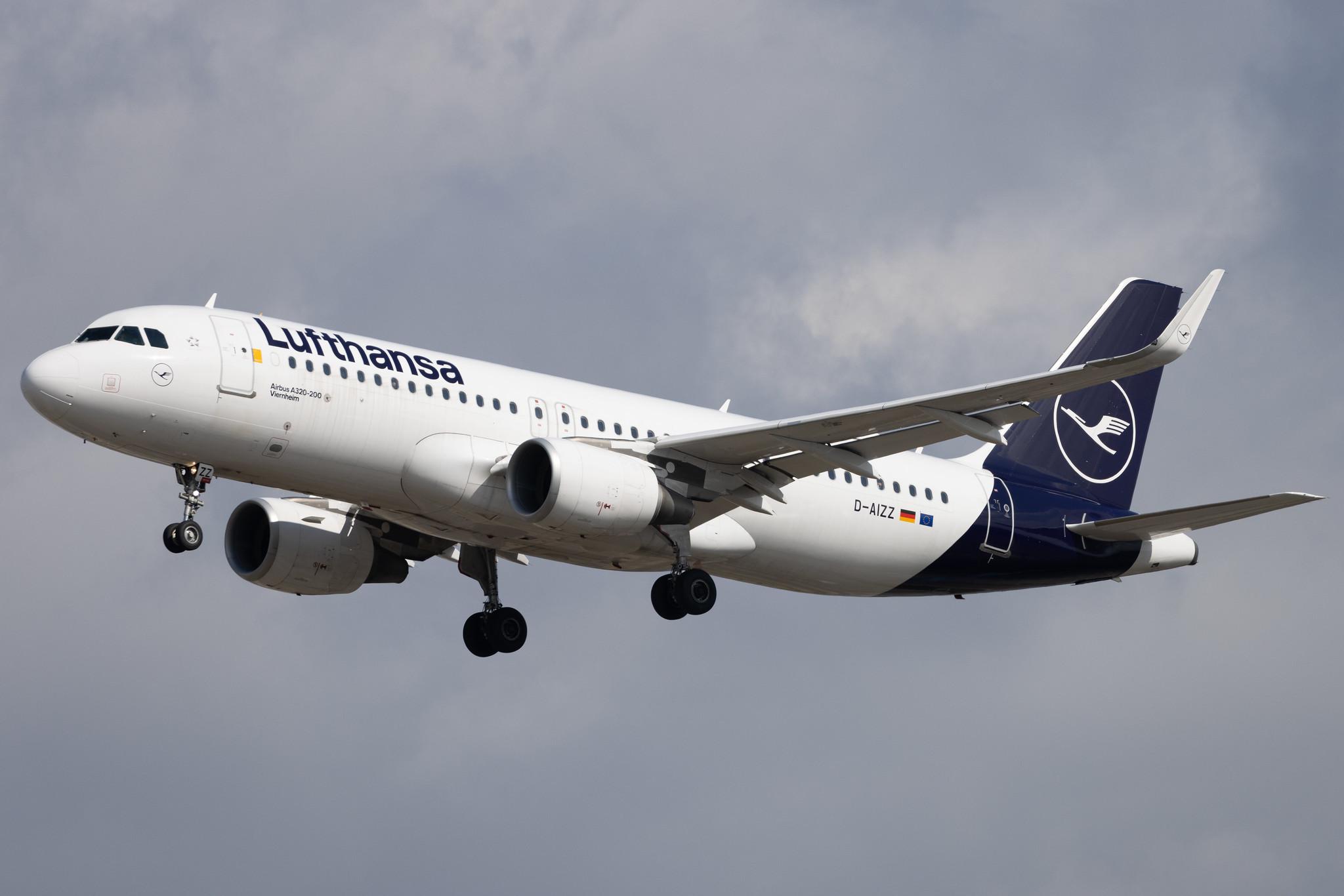 Frankfurt Airport: Lufthansa (LH / DLH) | Airbus A320-214 A320 | D-AIZZ | MSN 5831