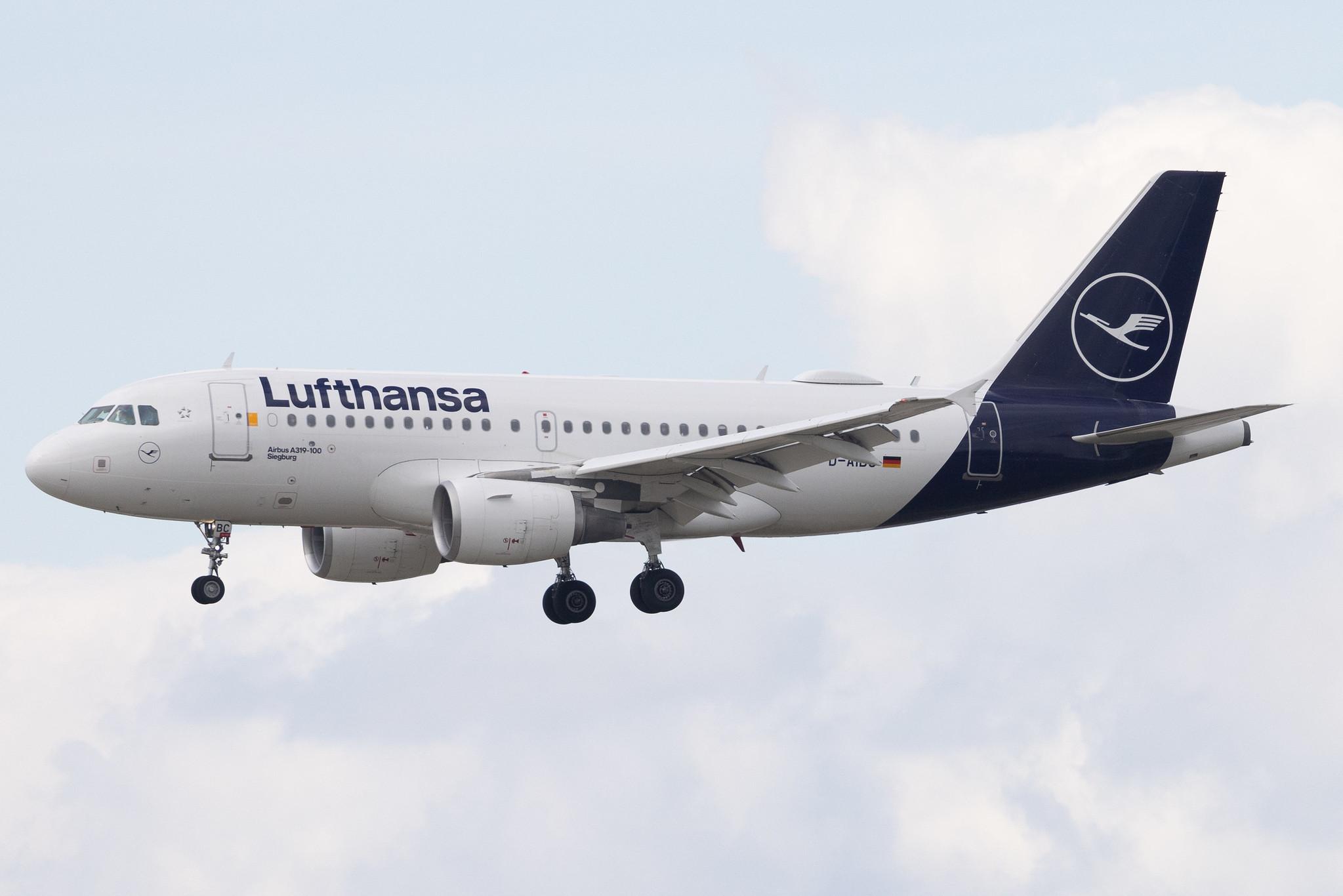 Frankfurt Airport: Lufthansa (LH / DLH) | Airbus A319-112 A319 | D-AIBC | MSN 4332