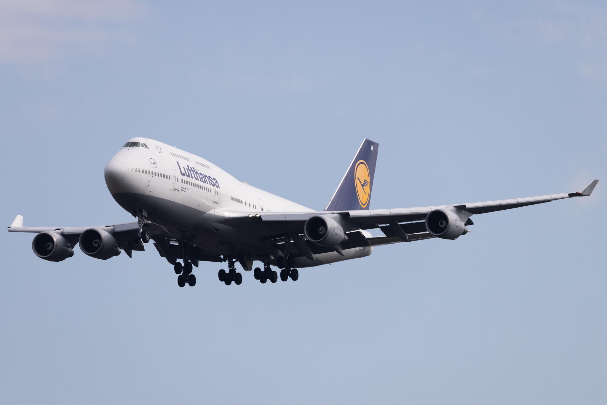 Frankfurt Airport: Lufthansa (LH / DLH) | Boeing 747-430 B744 | D-ABVW | MSN 29493