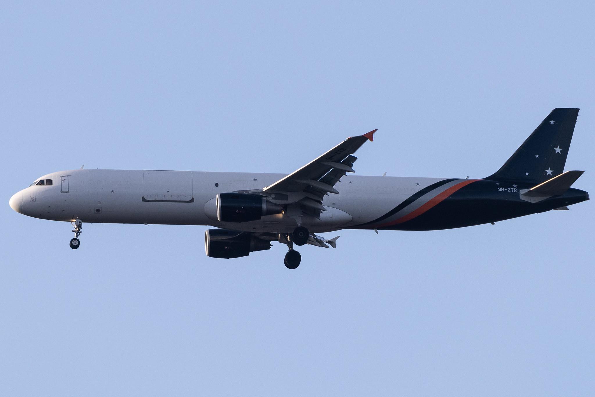 Frankfurt Airport: Titan Airways (ZT / AWC) | Operator: Titan Airways Malta |  Airbus A321-211(P2F) A321 | 9H-ZTB | MSN 01238