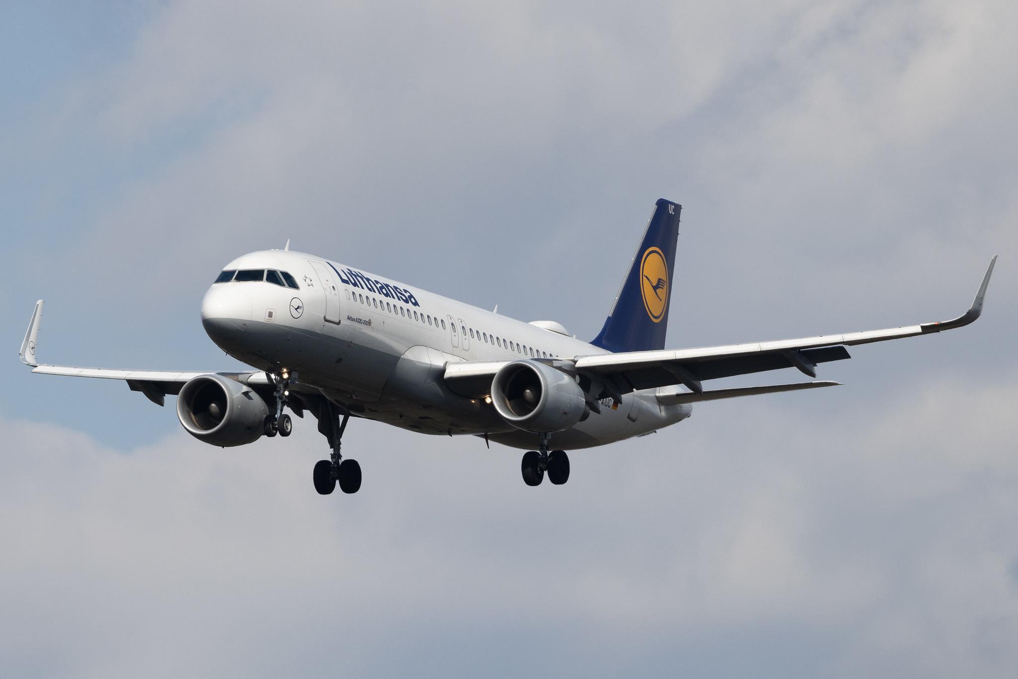 Frankfurt Airport: Lufthansa (LH / DLH) | Airbus A320-214 A320 | D-AIUC | MSN 6006