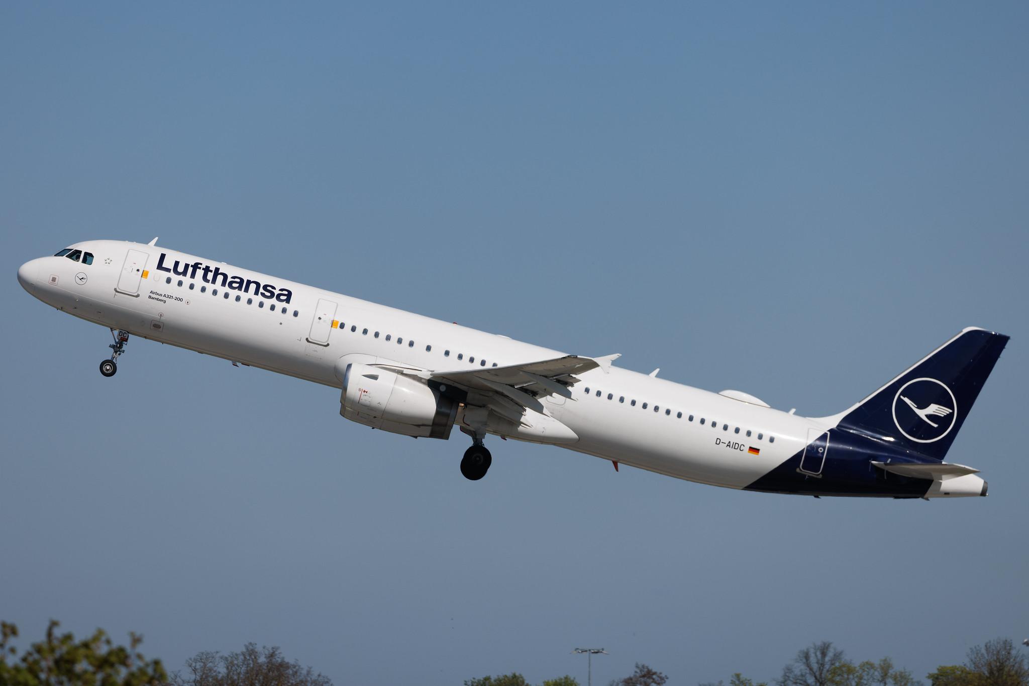 Flughafen Berlin Brandenburg: Lufthansa (LH / DLH) | Airbus A321-231 A321 | D-AIDC | MSN 4560