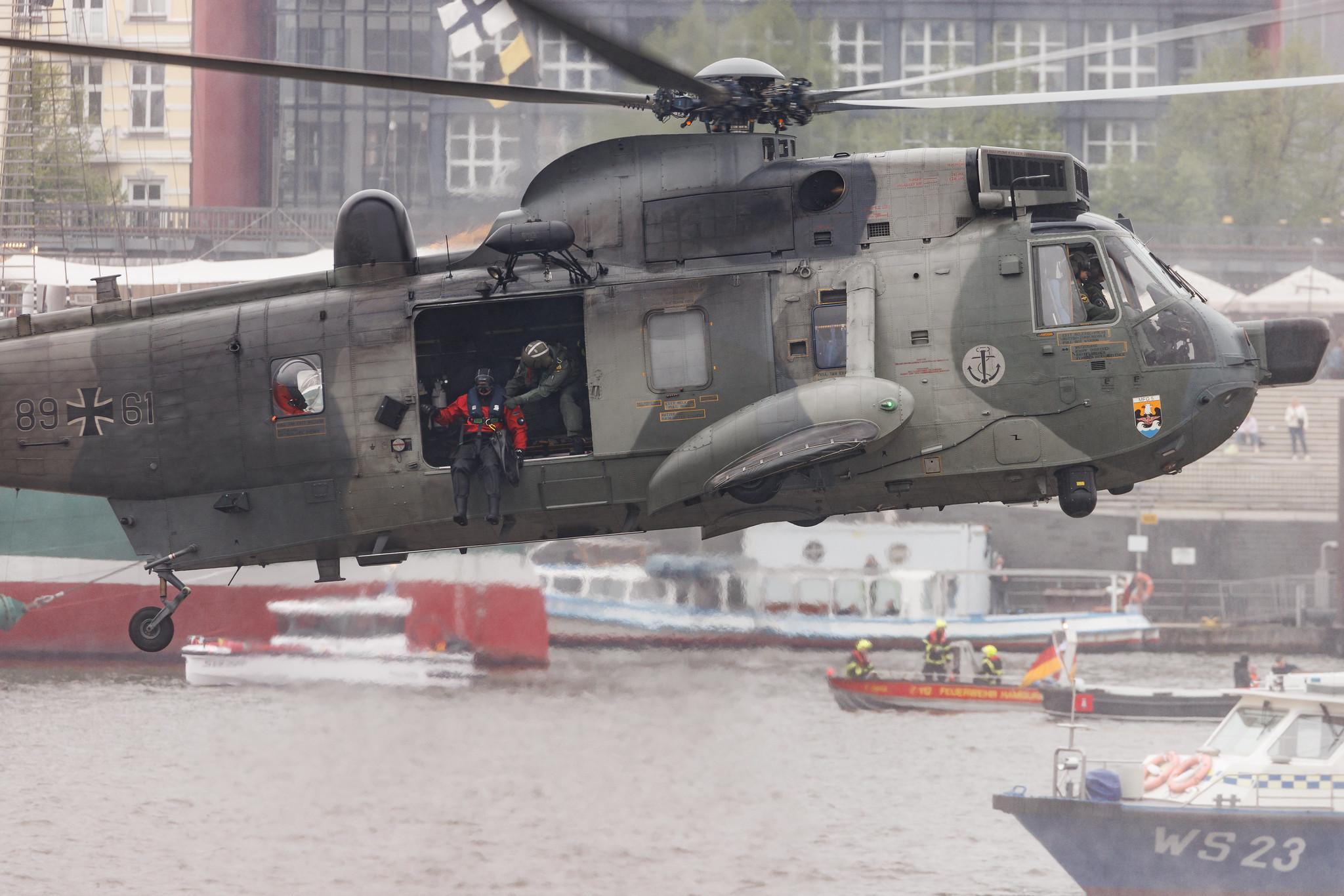 SOS Joint Rescue Operation: German Navy (/ GNY) | Westland Sea King Mk.41 | 89-61 | MSN WA830