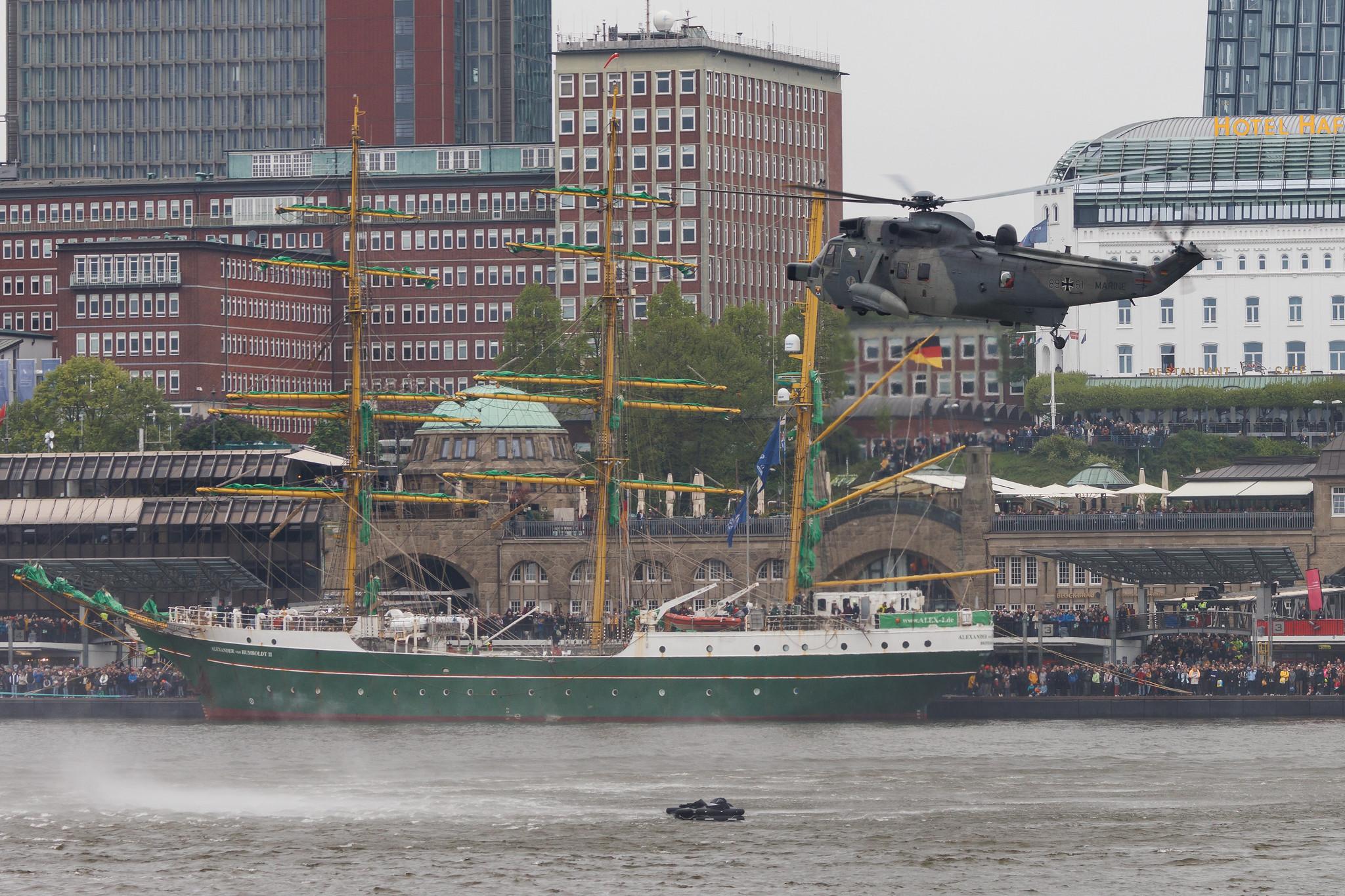 SOS Joint Rescue Operation: German Navy (/ GNY) | Westland Sea King Mk.41 | 89-61 | MSN WA830