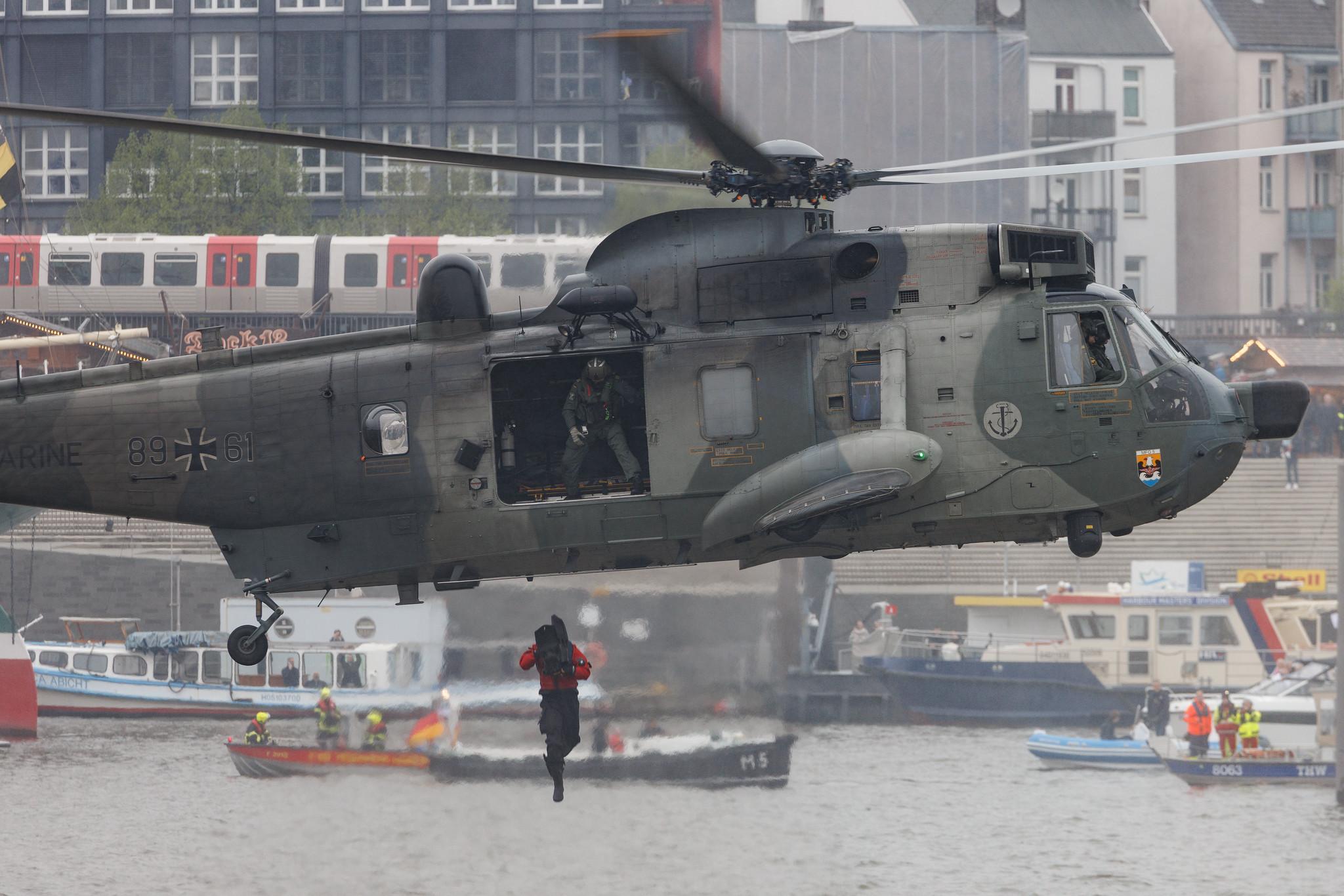 SOS Joint Rescue Operation: German Navy (/ GNY) | Westland Sea King Mk.41 | 89-61 | MSN WA830