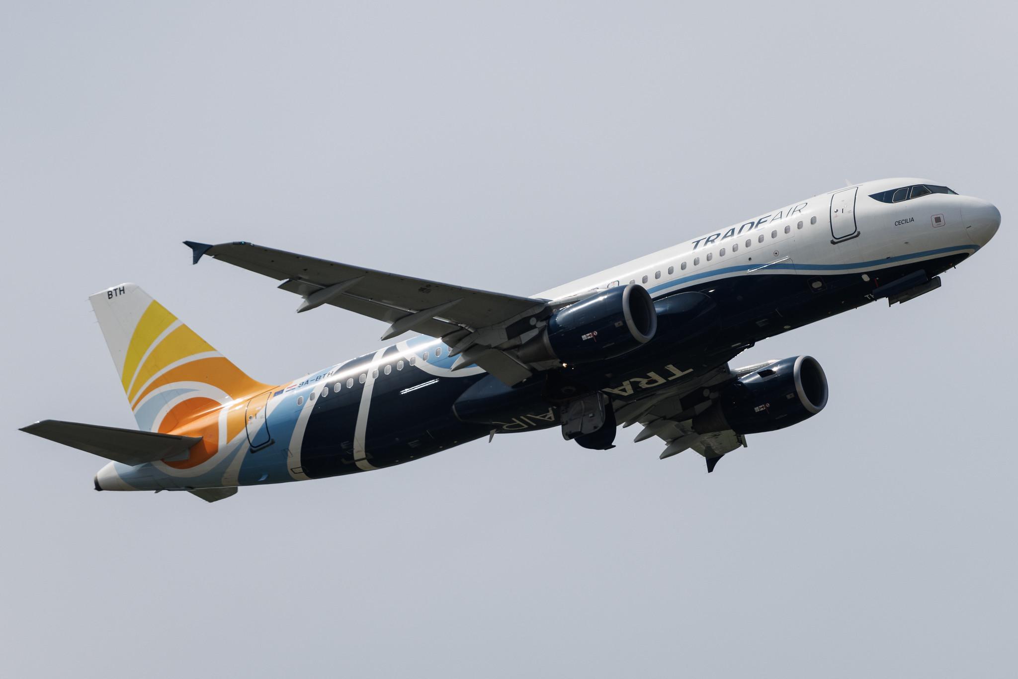 Hamburg Airport: Trade Air (C3 / TDR) | Airbus A320-214 A320 | 9A-BTH | MSN 1454