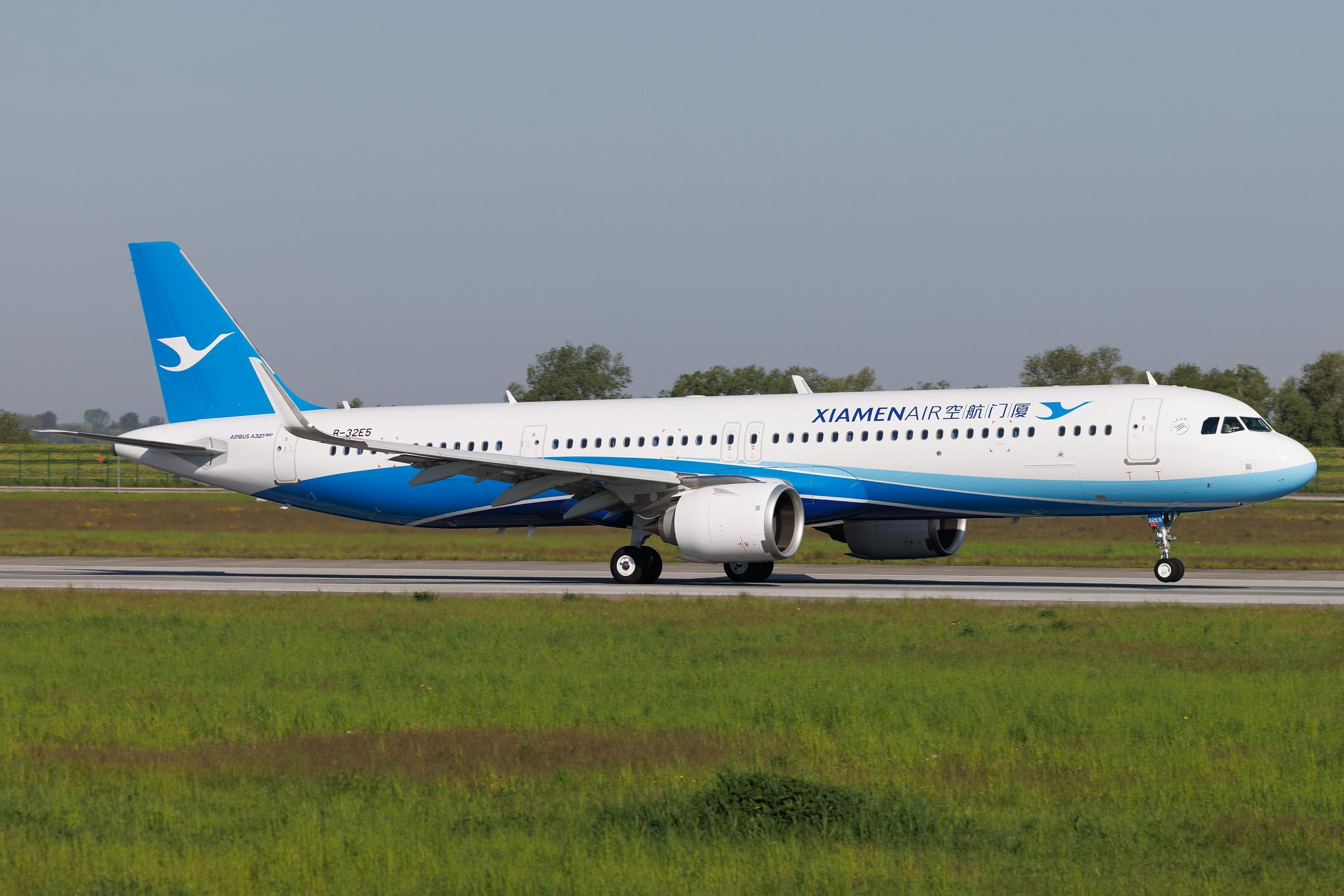 Hamburg Finkenwerder: Xiamen Air (MF / CXA) | Airbus A321-251NX A21N | B-32E5 | MSN 11371