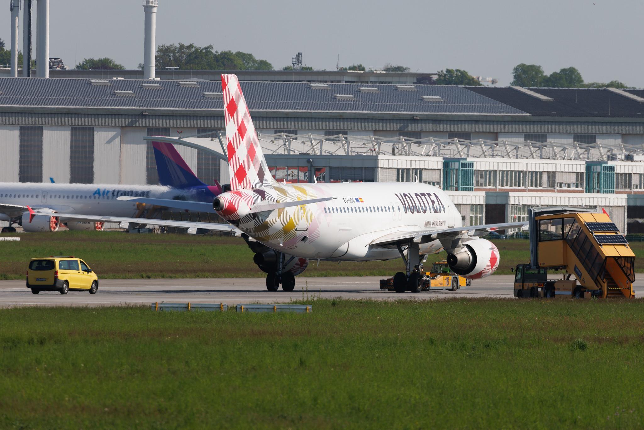 Hamburg Finkenwerder: Volotea (V7 / VOE) | Airbus A319-112 A319 | EC-NDG | MSN 03364
