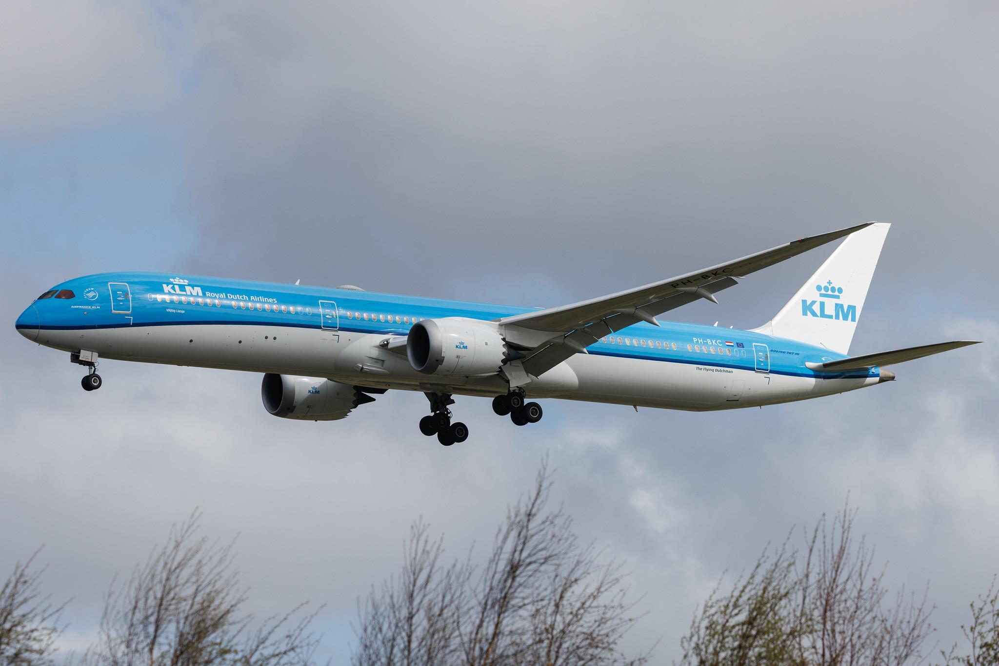 Amsterdam Schiphol: KLM (KL / KLM) | Boeing 787-10 Dreamliner B78X | PH-BKC | MSN 42503