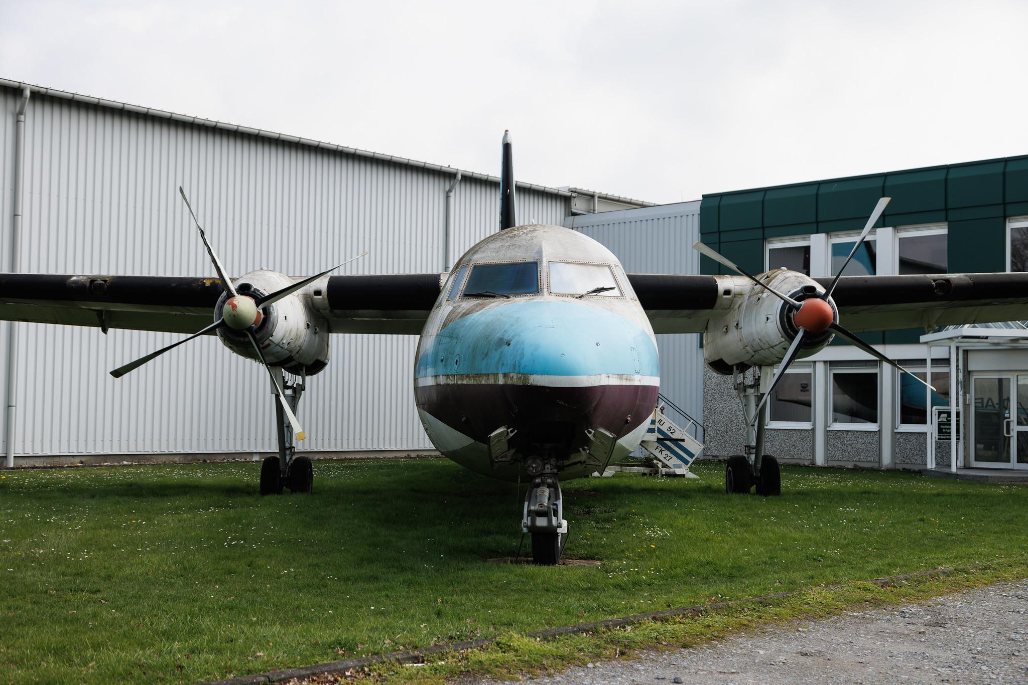 Verkehrslandeplatz Mönchengladbach: WDL Aviation (WH / WDL) | Fokker F27-200 Friendship F27 | D-AELL | MSN 10414