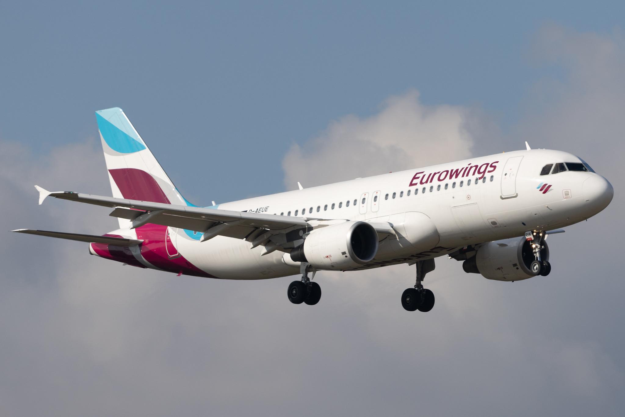 Flughafen Berlin Brandenburg: Eurowings (EW / EWG) | Operator: Eurowings Europe | Airbus A320-214 A320 | D-AEUE | MSN 4161