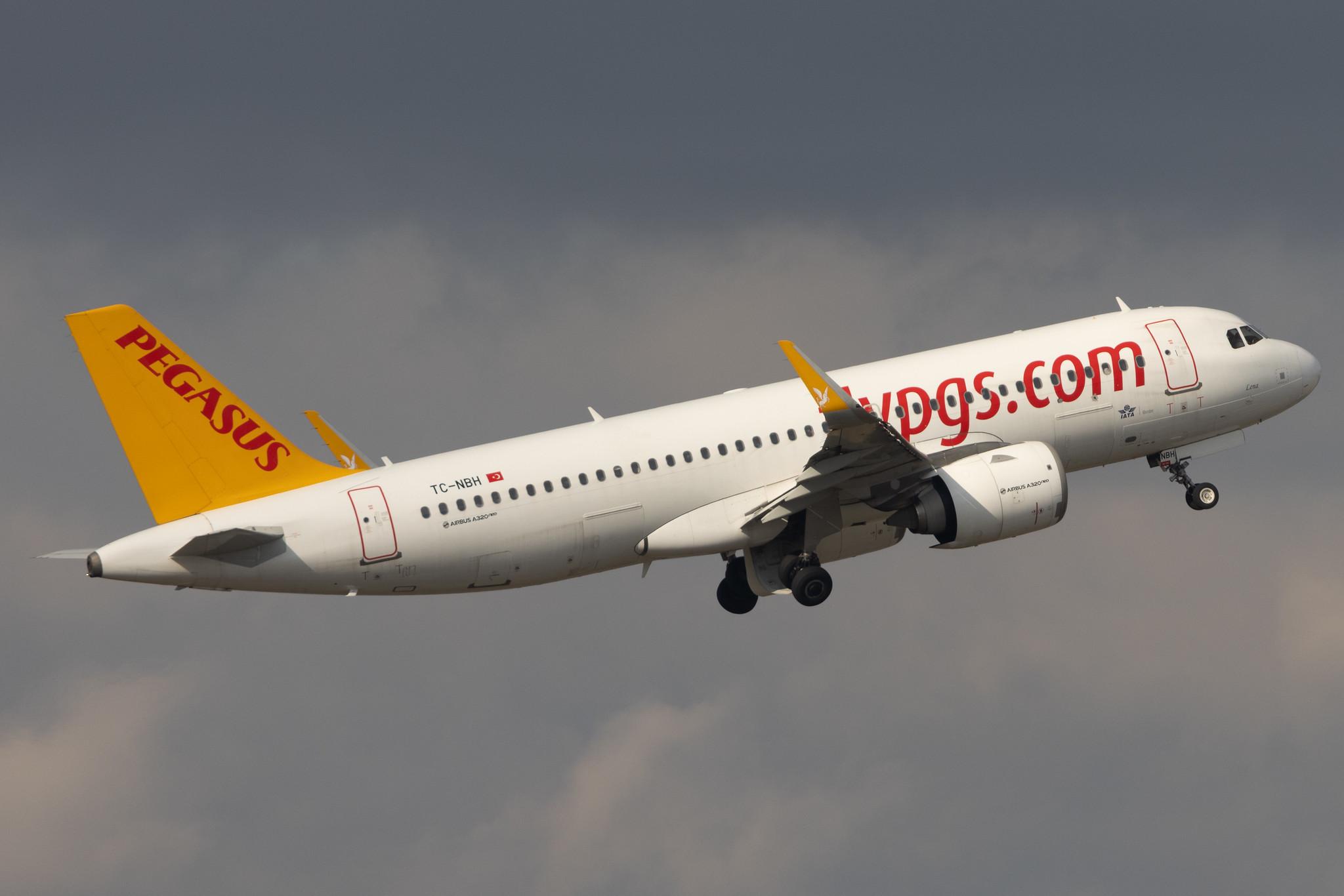 Flughafen Berlin Brandenburg: Pegasus (PC / PGT) | Operator: Pegasus Airlines | Airbus A320-251N A20N | TC-NBH | MSN 07399