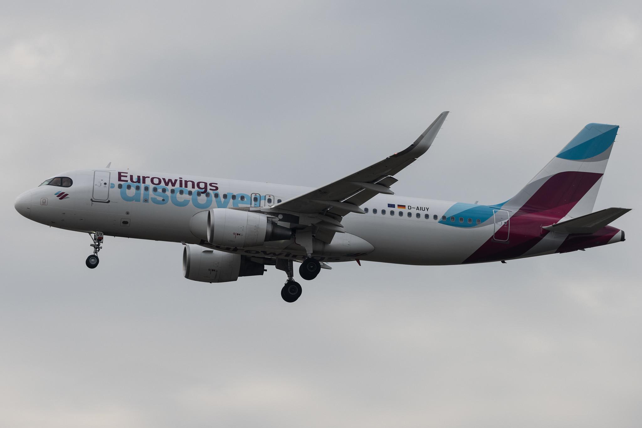 Frankfurt Airport: Eurowings Discover (4Y / OCN) | Airbus A320-214 A320 | D-AIUY | MSN 7355