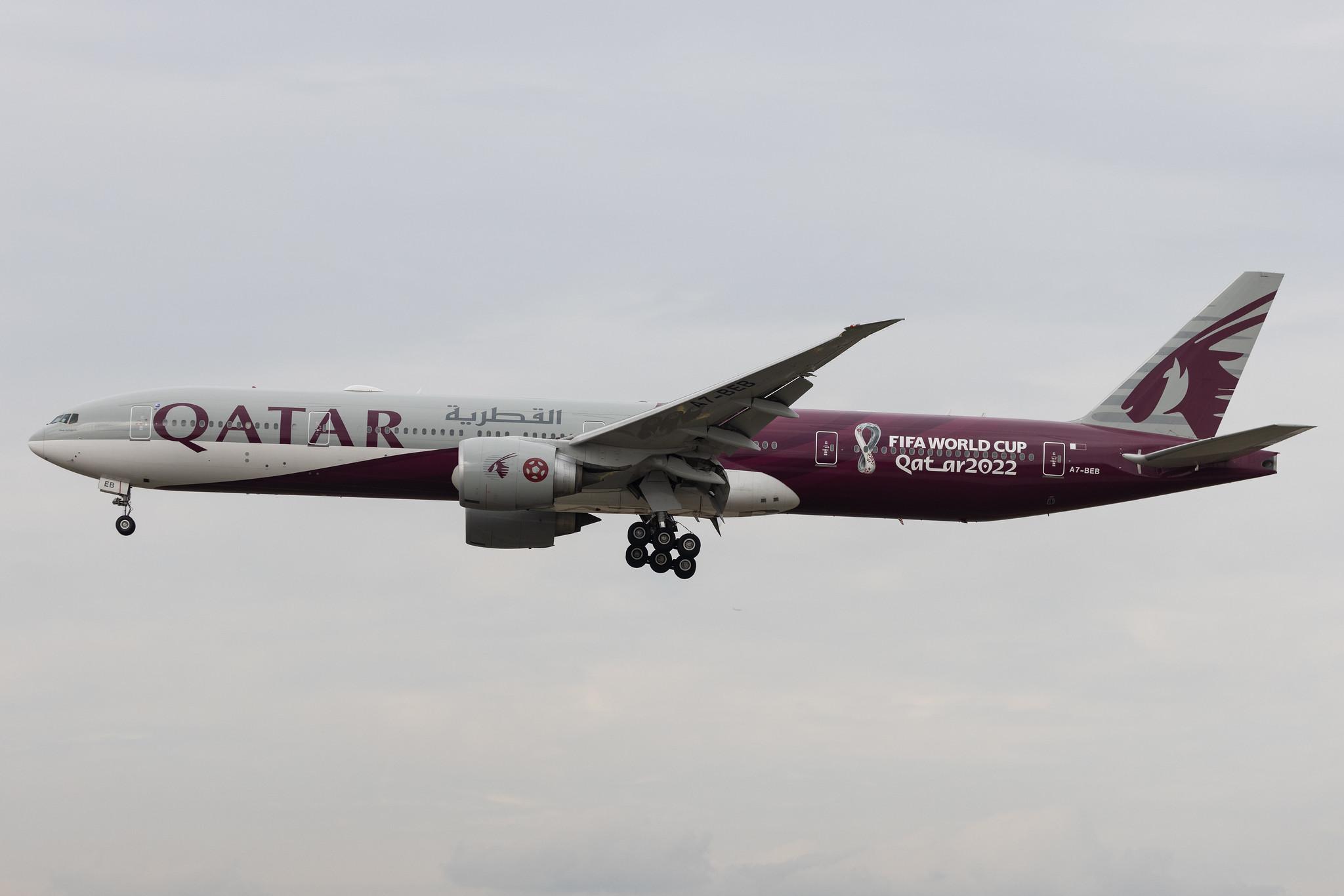 Frankfurt Airport: Qatar Airways (QR / QTR) | Livery: FIFA World Cup Qatar 2022 | Boeing 777-3DZ(ER) B77W | A7-BEB | MSN 43215