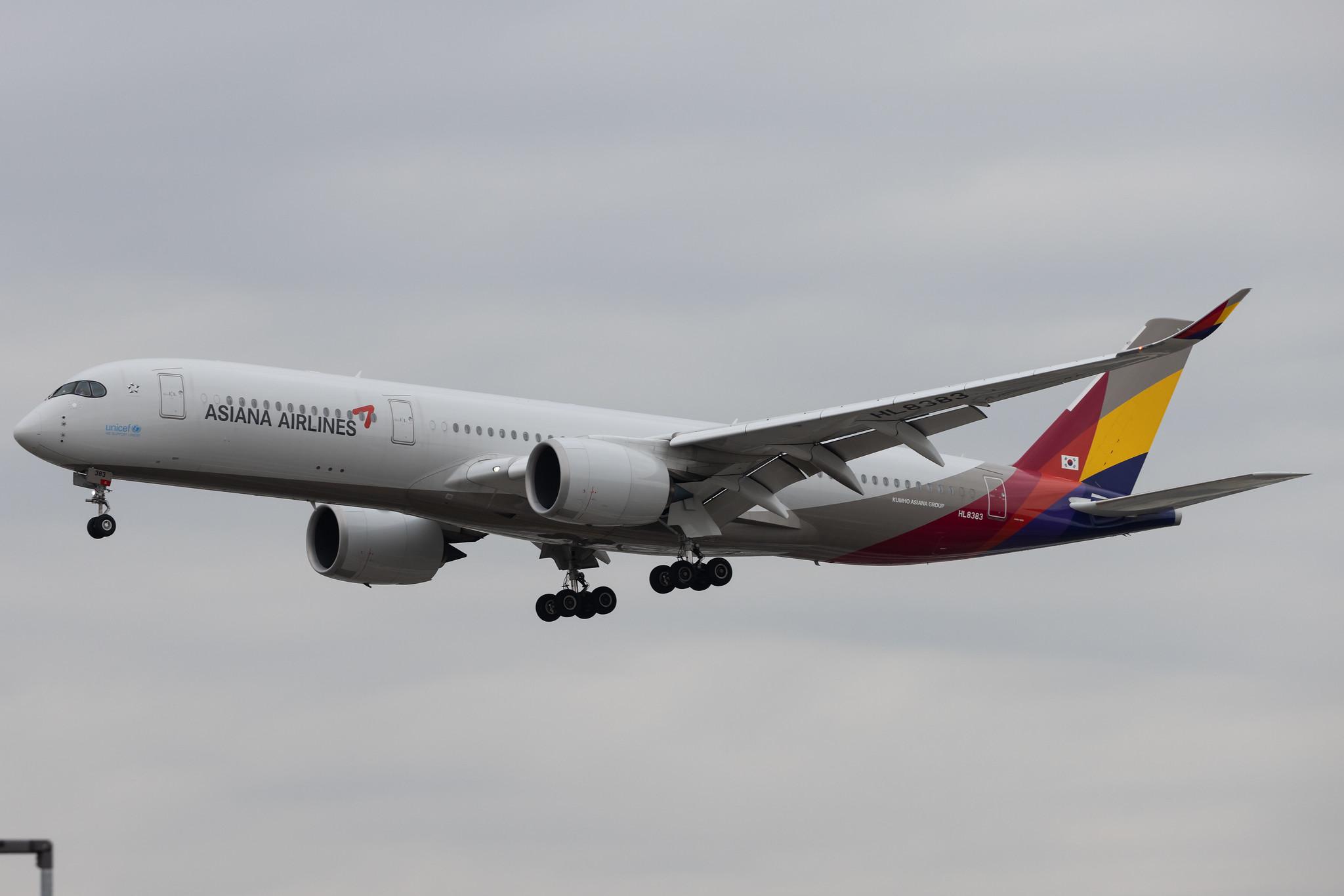 Frankfurt Airport: Asiana Airlines (OZ / AAR) | Airbus A350-941 A359 | HL8383 | MSN 425