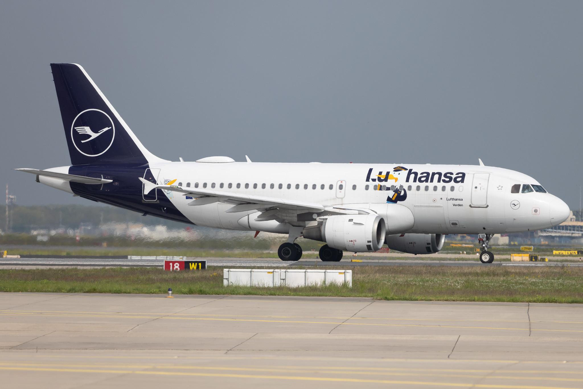 Frankfurt Airport: Lufthansa (LH / DLH) | Livery: Lu Sticker | Airbus A319-114 A319 | D-AILU | MSN 0744