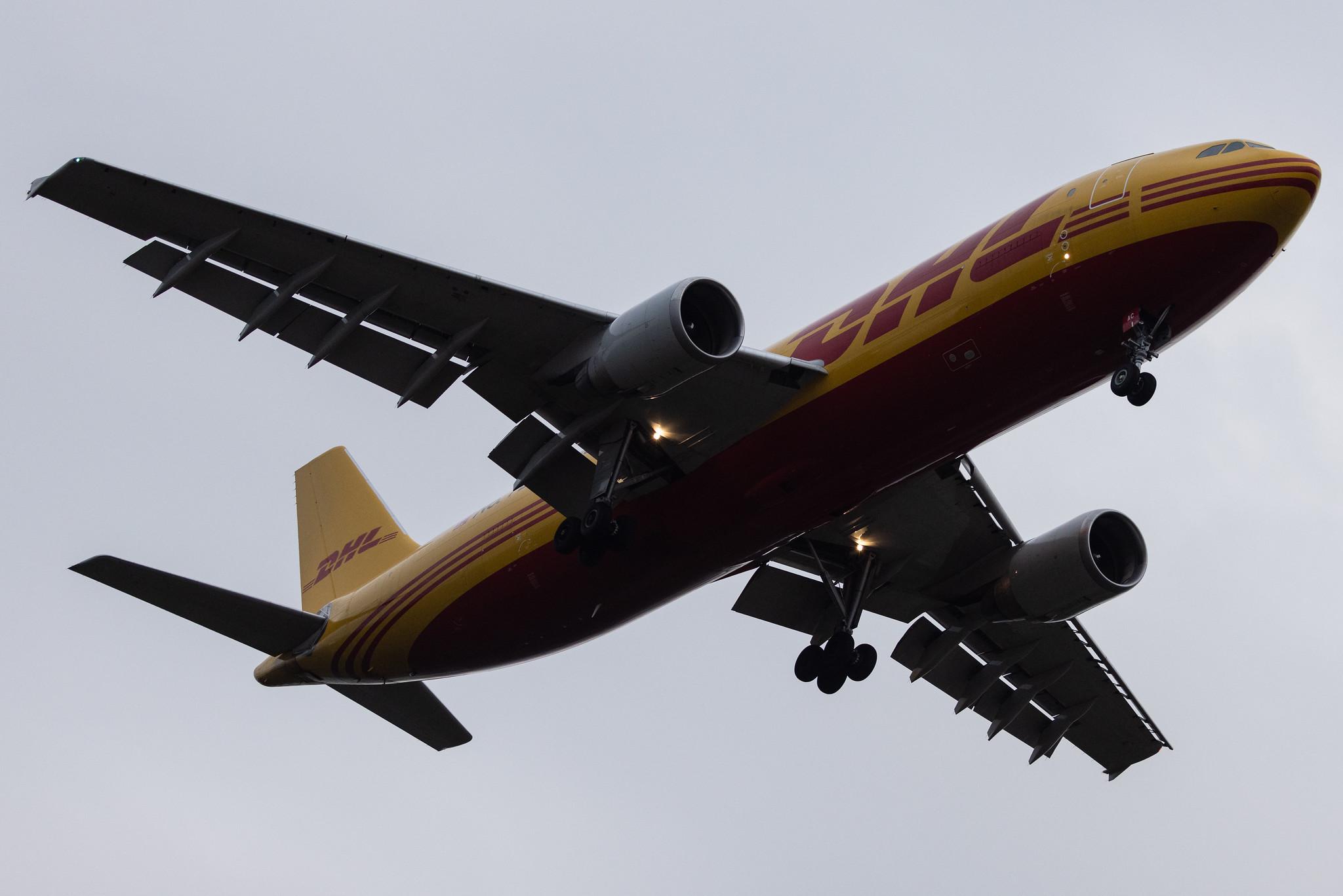 Frankfurt Airport: DHL (D0 / DHK) | Livery: No. 1 Best Workplace Stickers | Operator: European Air Transport | Airbus A300B4-622R(F) A306 | D-AEAC | MSN 602