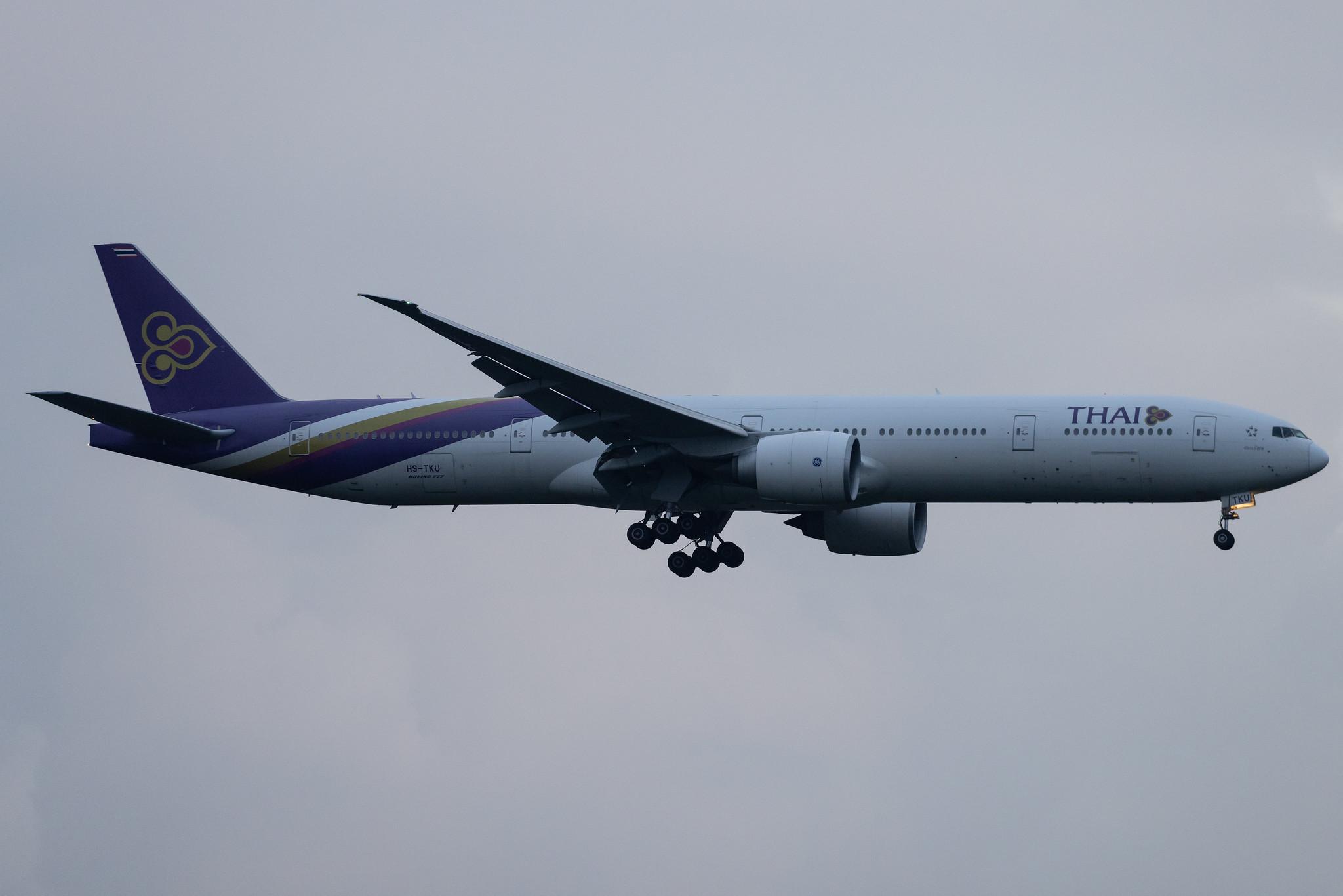 Frankfurt Airport: Thai Airways (TG / THA) | Boeing 777-3D7(ER) B77W | HS-TKU | MSN 42110