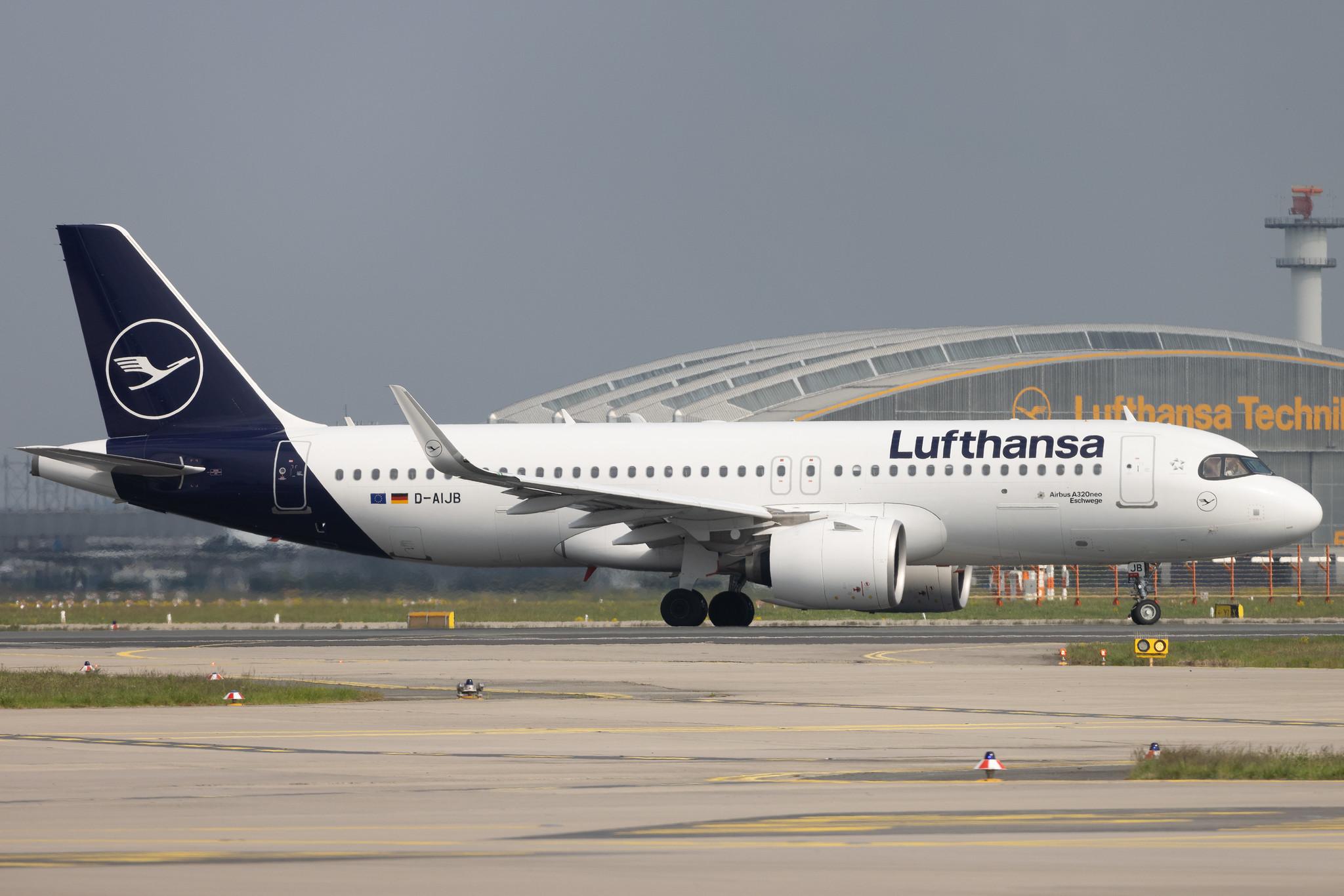 Frankfurt Airport: Lufthansa (LH / DLH) | Airbus A320-271N A20N | D-AIJB | MSN 09493