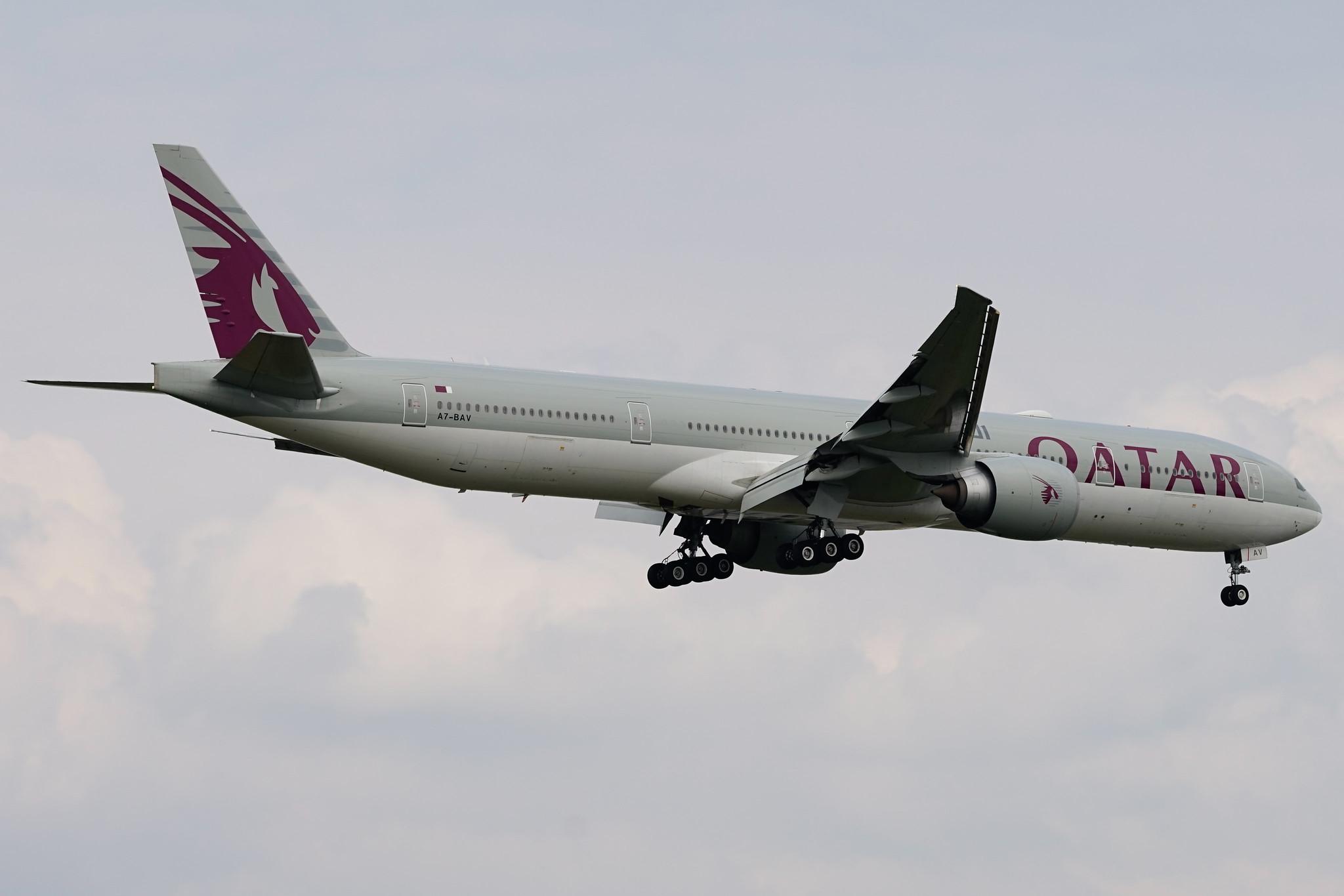 Frankfurt Airport: Qatar Airways (QR / QTR) | Boeing 777-3DZ(ER) B77W | A7-BAV | MSN 41740