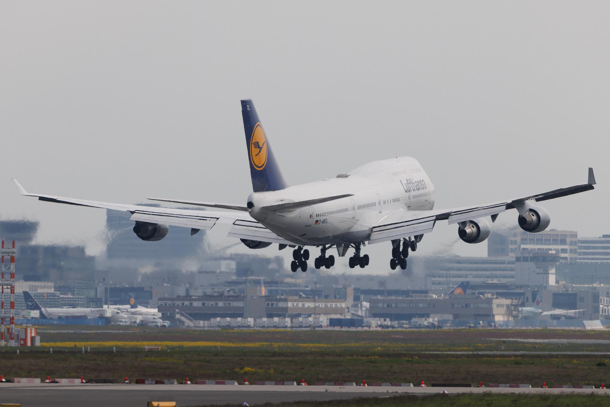 Frankfurt Airport: Lufthansa (LH / DLH) | Boeing 747-430 B744 | D-ABTL | MSN 29872