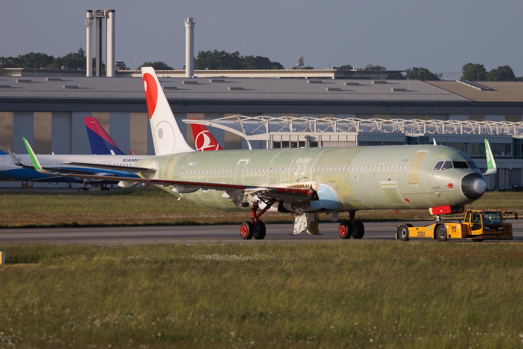 Hamburg Finkenwerder: Viva Aerobus (VB / VIV) | Airbus A321-271NX A21N | D-AZAR | XA- | MSN 11556
