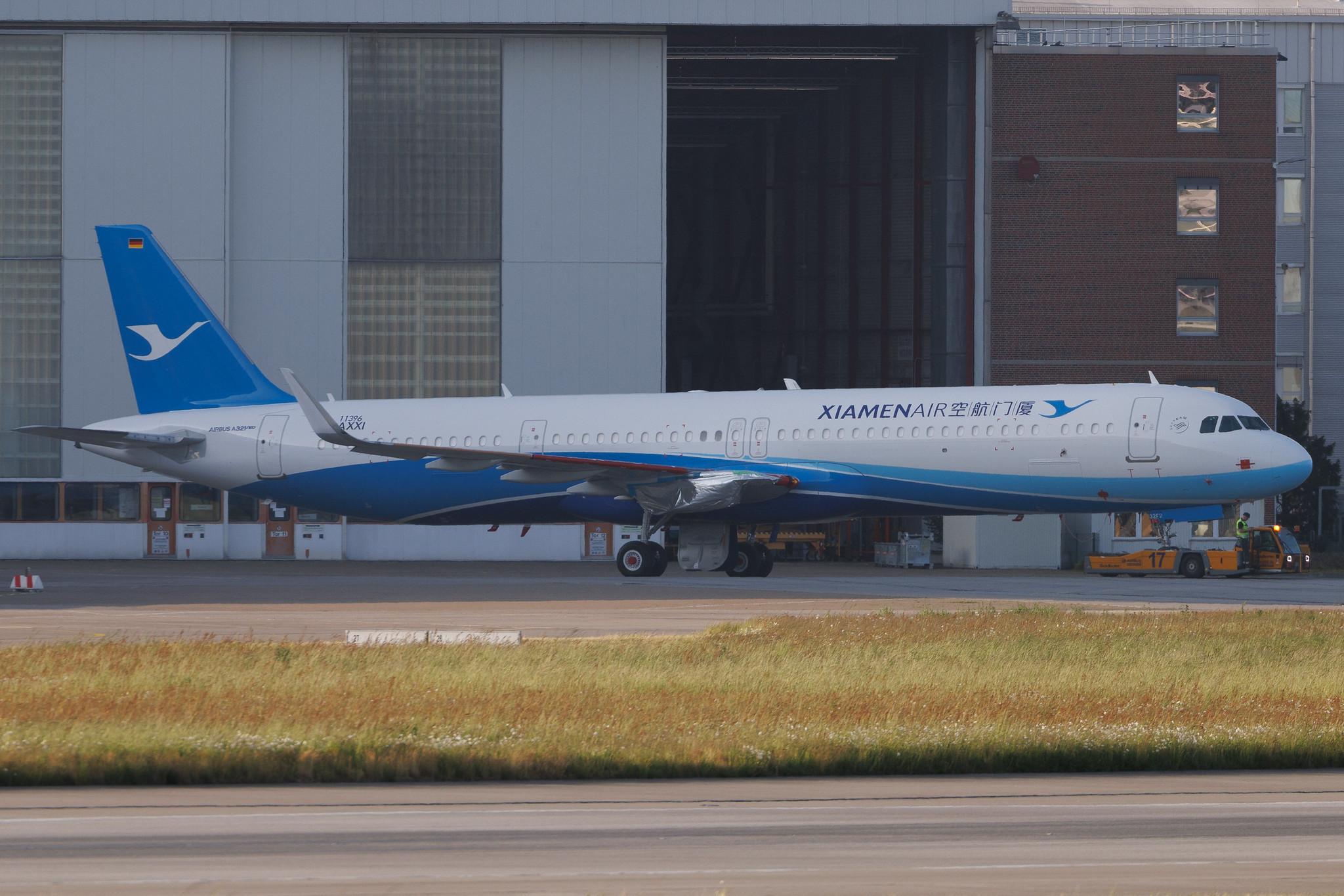 Hamburg Finkenwerder: Xiamen Airlines (MF / CXA) | Airbus A321-251NX A21N | D-AXXI | MSN 11396