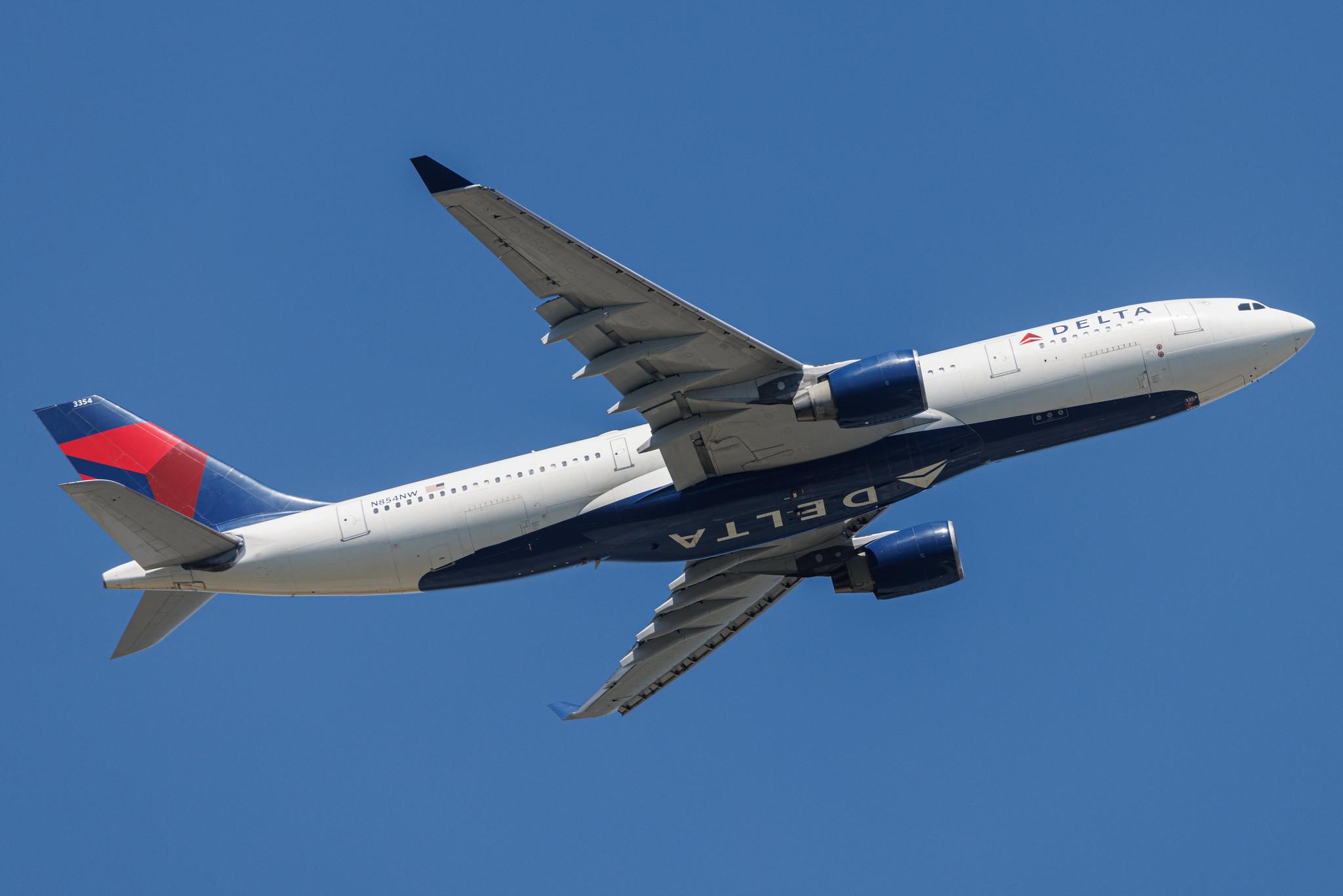 Frankfurt Airport: Delta Air Lines (DL / DAL) | Airbus A330-223 A332 | N854NW | MSN 0620