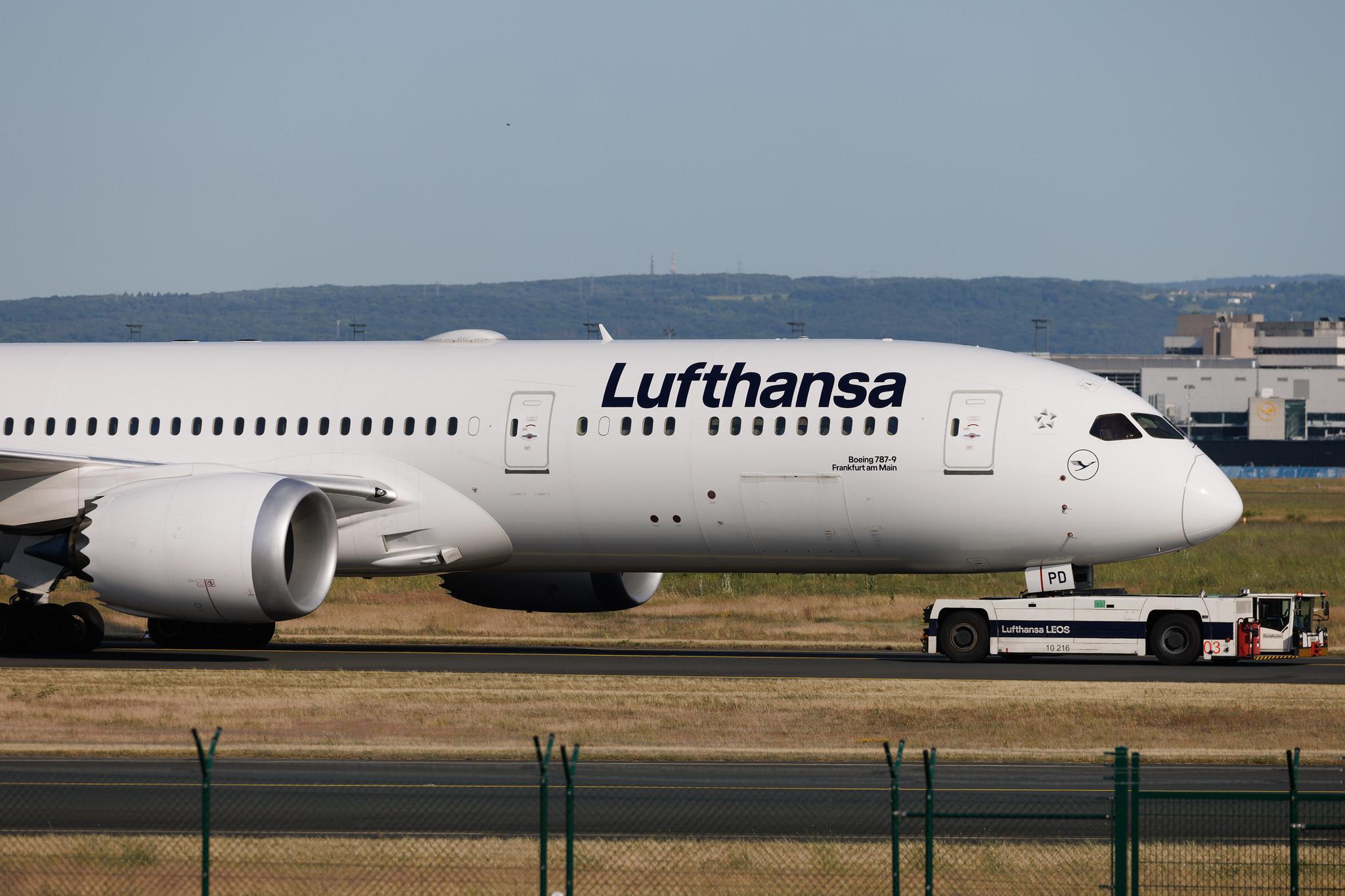 Frankfurt Airport: Lufthansa (LH / DLH) | Boeing 787-9 Dreamliner B789 | D-ABPD | MSN 62729