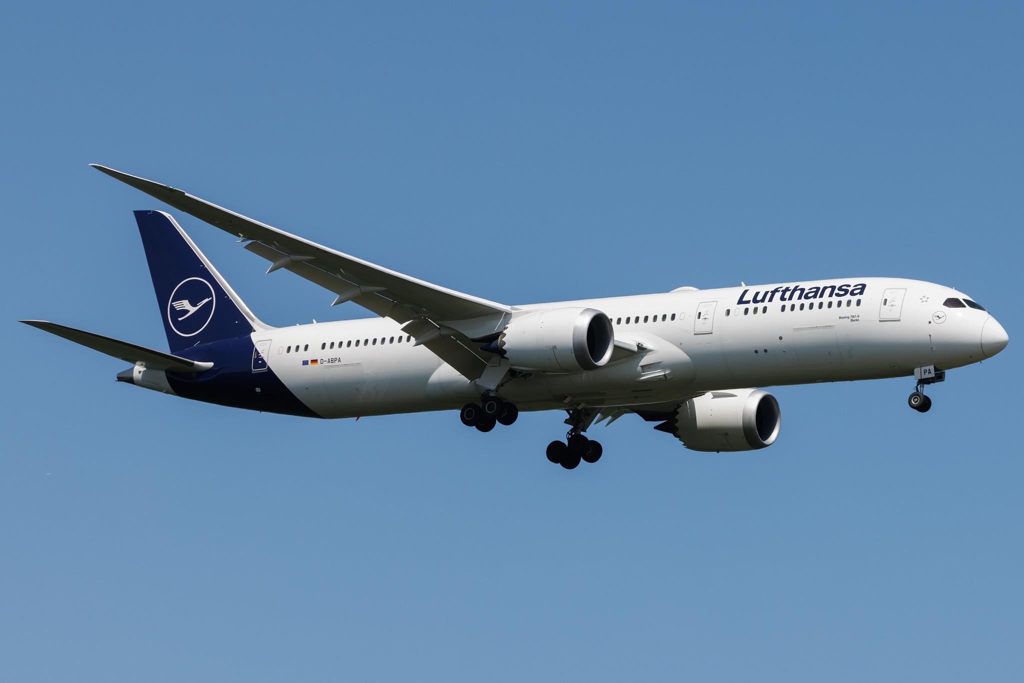 Frankfurt Airport: Lufthansa (LH / DLH) | Boeing 787-9 Dreamliner B789 | D-ABPA | MSN 62730