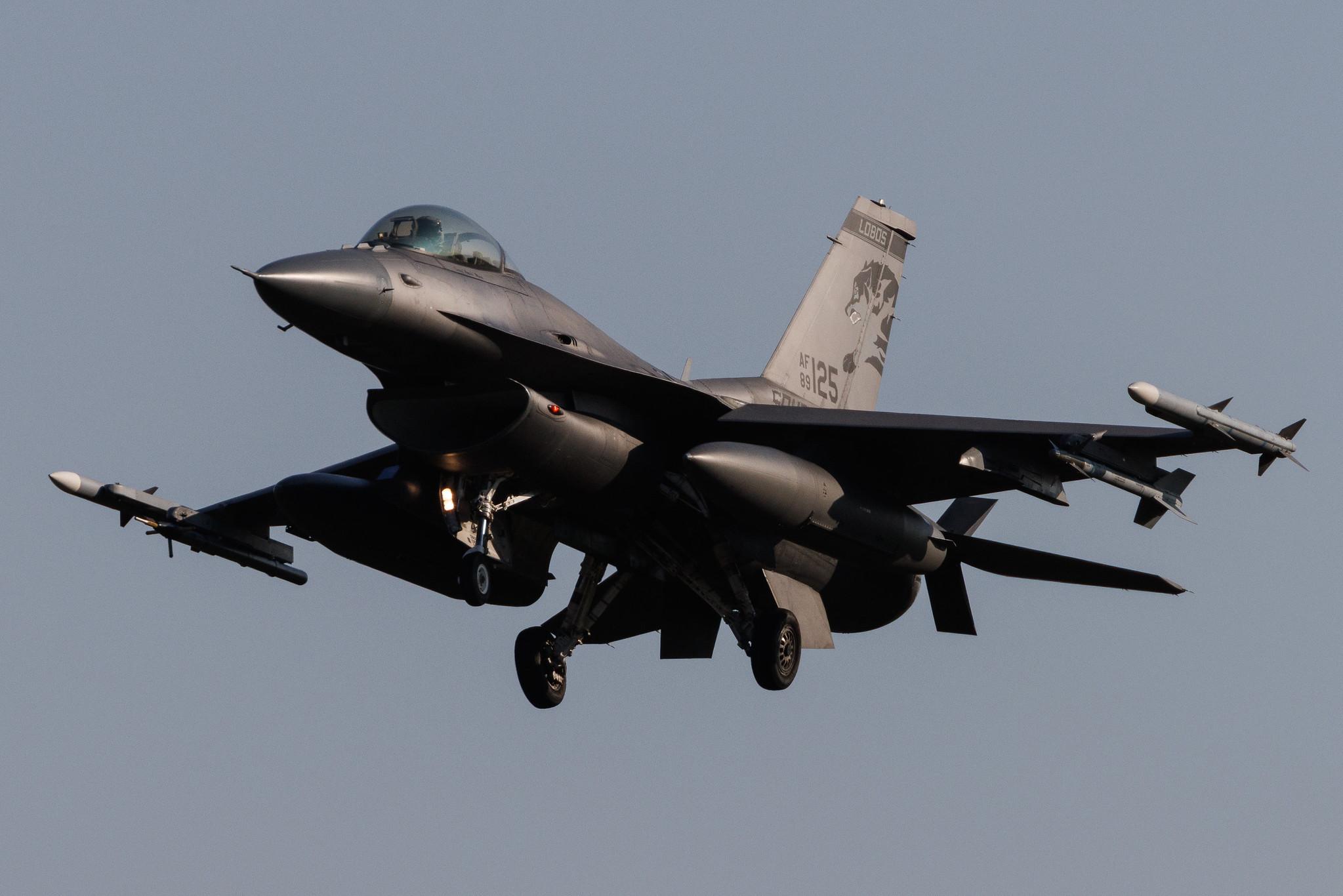 Schleswig Jagel Airport: United States Air Force (USAF) | General Dynamics F-16C Fighting Falcon F16 | 89-2125 | MSN 1C-278