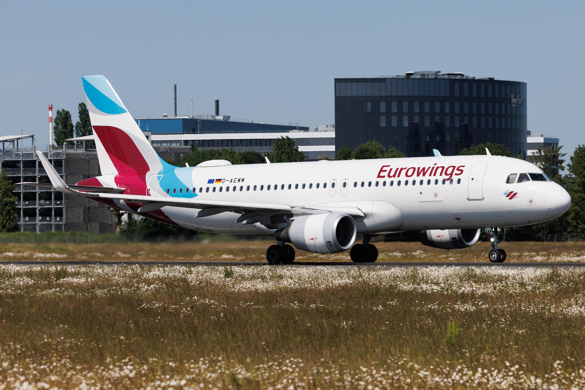 Hamburg Airport: Eurowings (EW / EWG) | Airbus A320-214 A320 | D-AEWW | MSN 7615