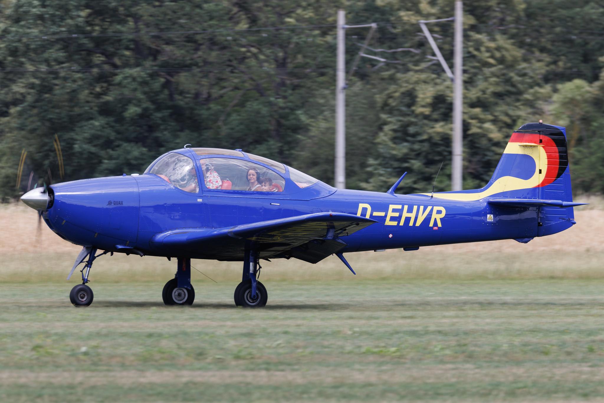 Flugplatz Bienenfarm: Private Owner | Piaggio FWP.149D | D-EHVR | MSN 054