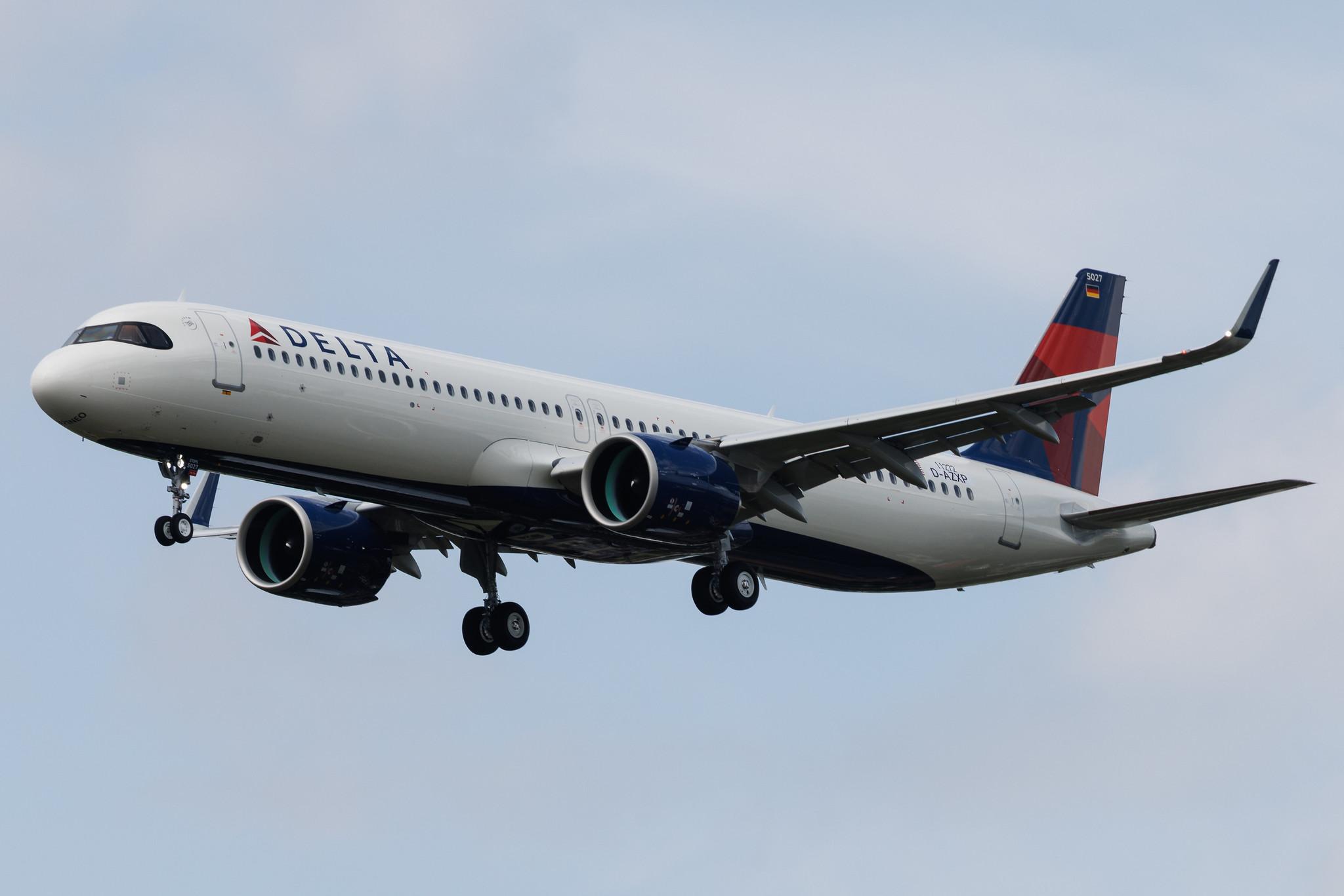 Hamburg Airport: Delta Air Lines (DL / DAL) | Airbus A321-271NX A21N | D-AZXP | N527DE | MSN 11272