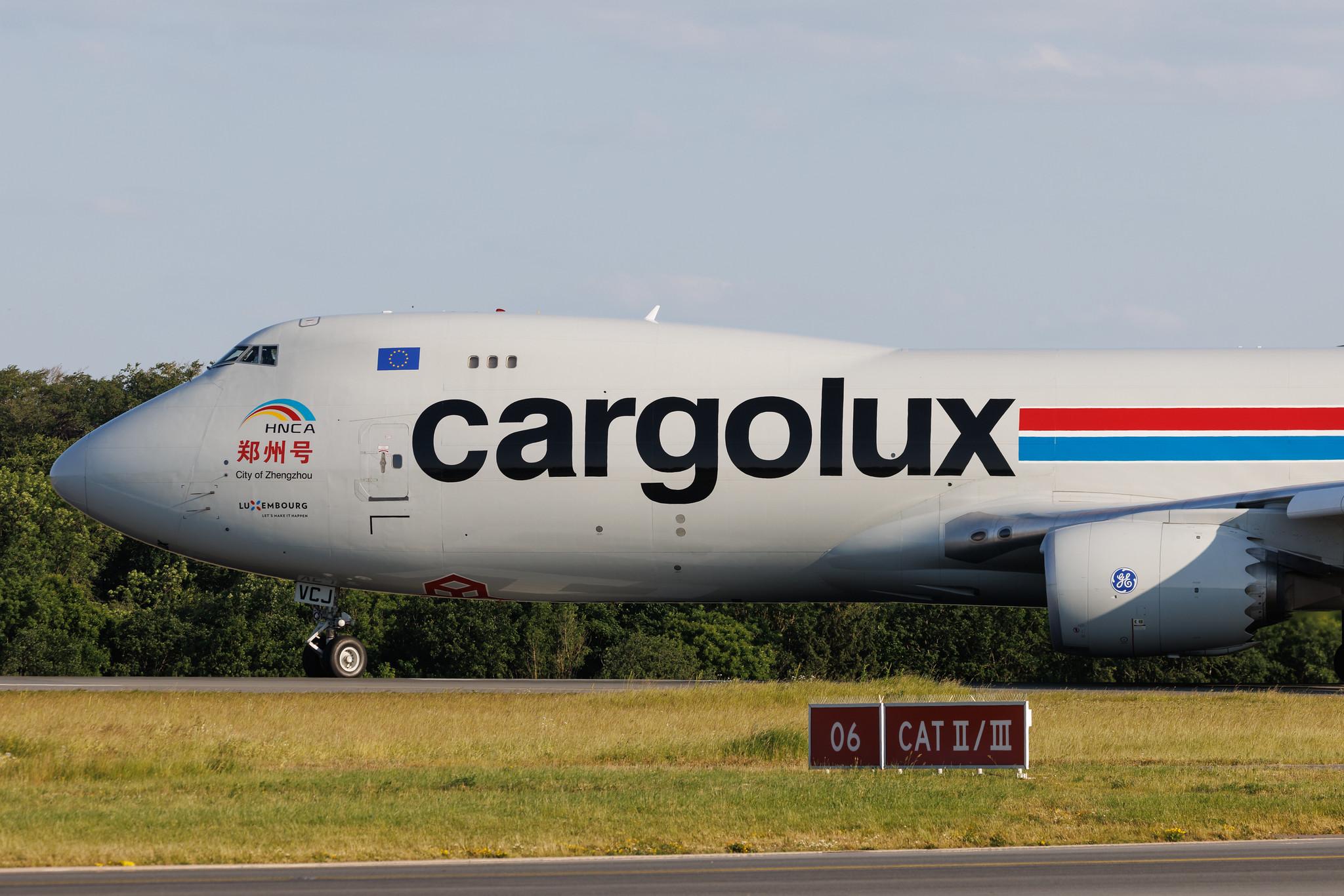 Luxembourg Findel Airport: Cargolux (CV / CLX) | Boeing 747-8R7F B748 | LX-VCJ | MSN 38077
