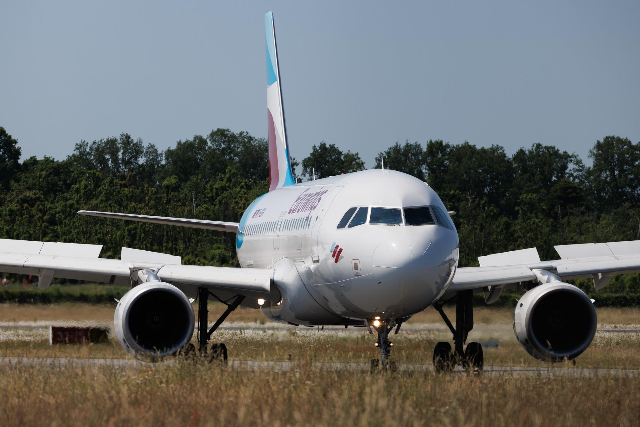 Hamburg Airport: Eurowings (EW / EWG) | Airbus A319-112 A319 | D-ABGH | MSN 3245