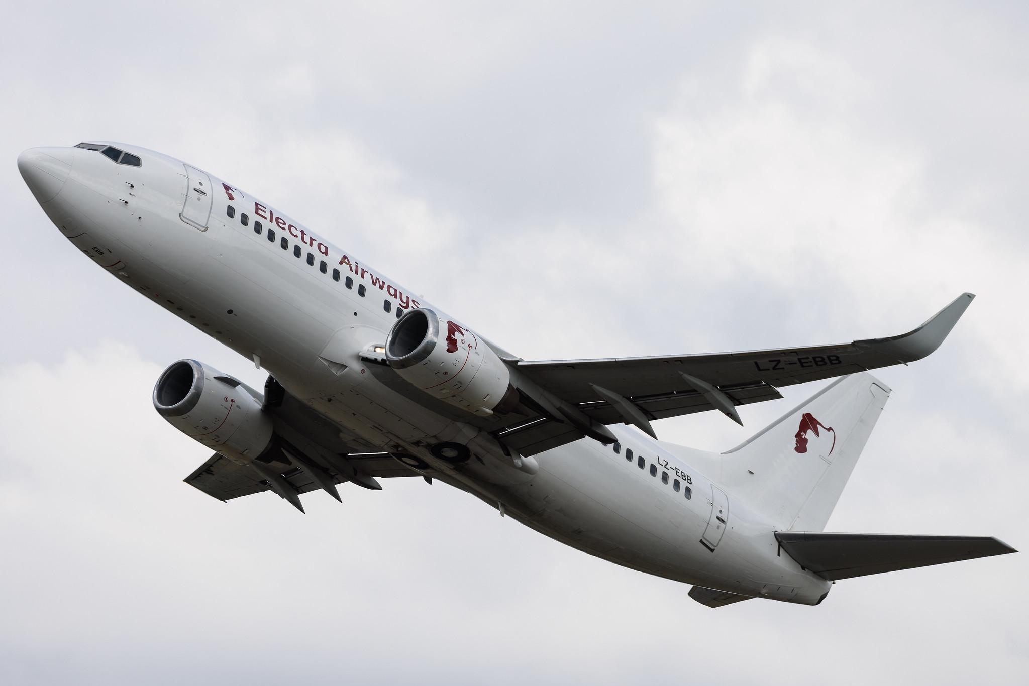 Hamburg Airport: Electra Airways (/ EAF) | Boeing 737-3H4 B733 | LZ-EBB | MSN 27955