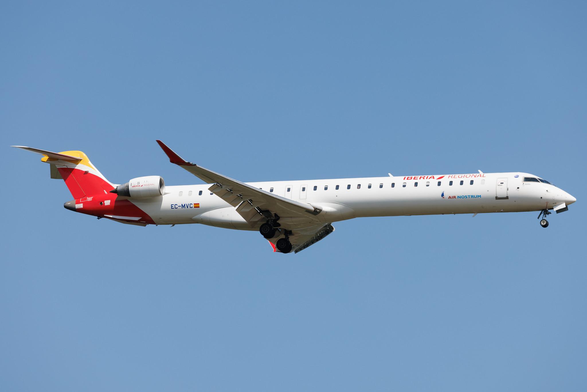Frankfurt Airport: Iberia Regional (IB / IBE) | Operator: Air Nostrum | Mitsubishi CRJ-1000 CRJX | EC-MVC | MSN 19062